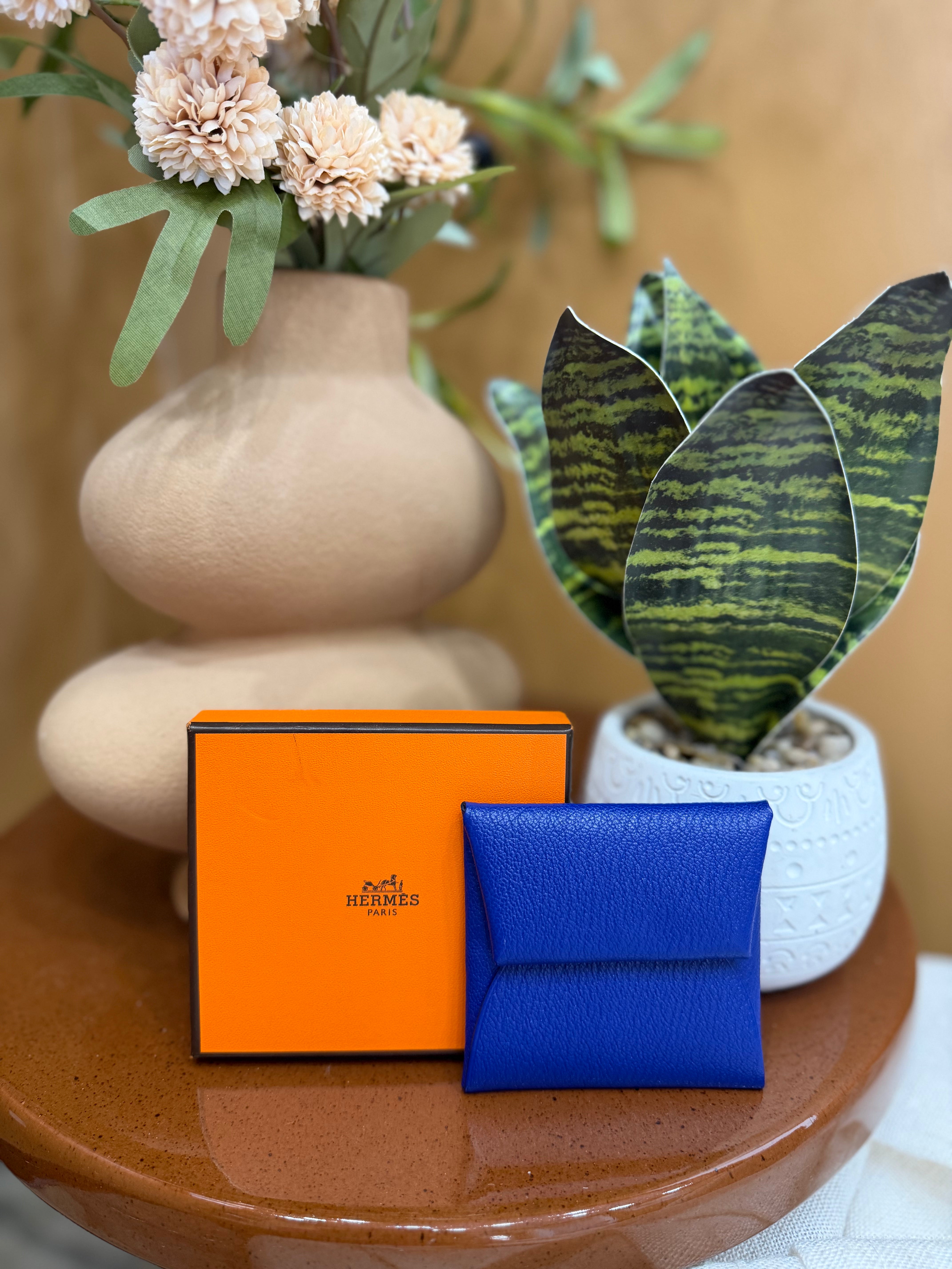 LIKE NEW- Hermes Bleu Electrique Chevre Mysore Bastia Coin Purse