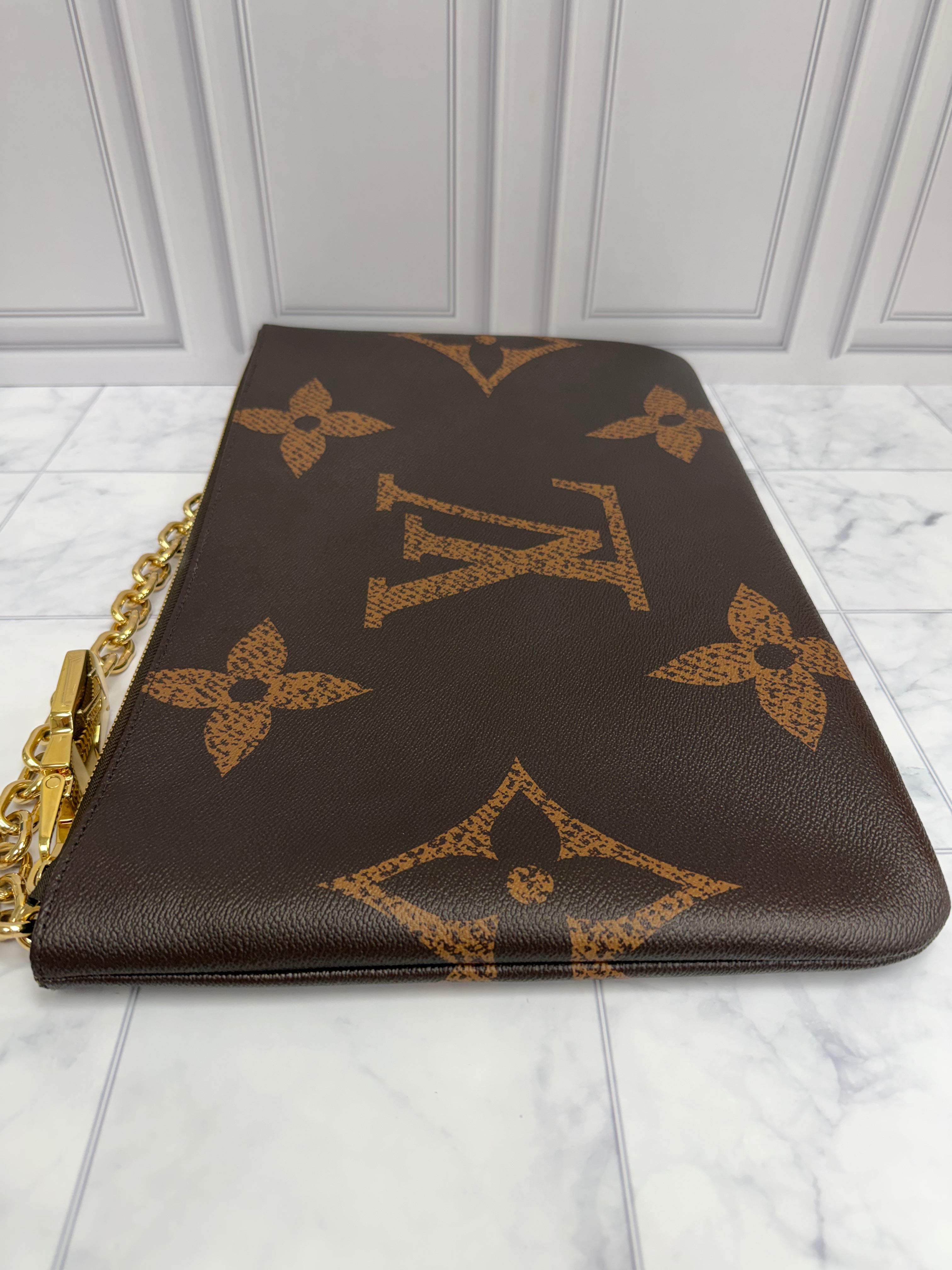 *DONS DROP* LIKE NEW Louis Vuitton Monogram Pochette Cles XL