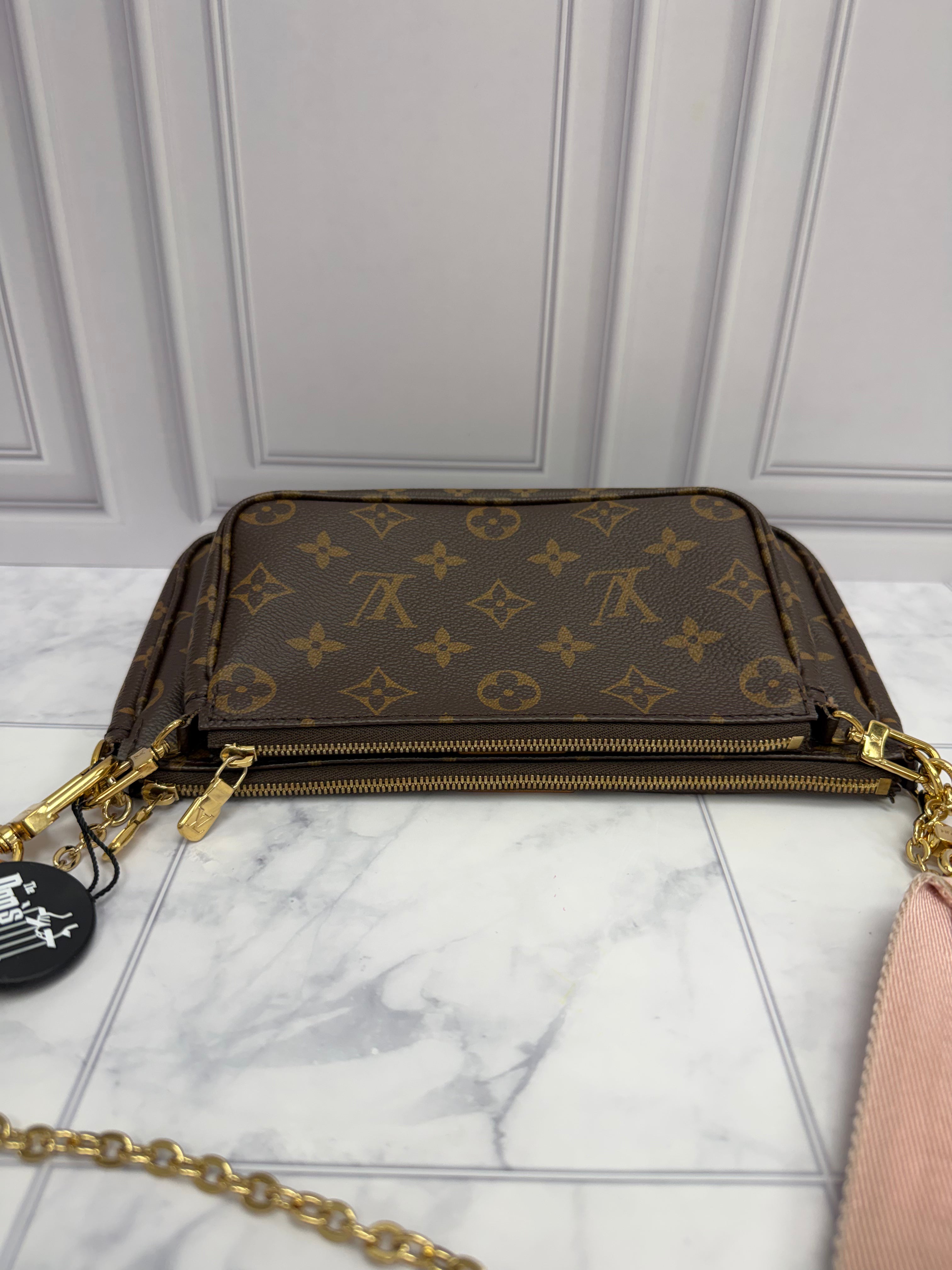*DONS DROP* Louis Vuitton Monogram & Pink Strap Multi Pochette Accessories