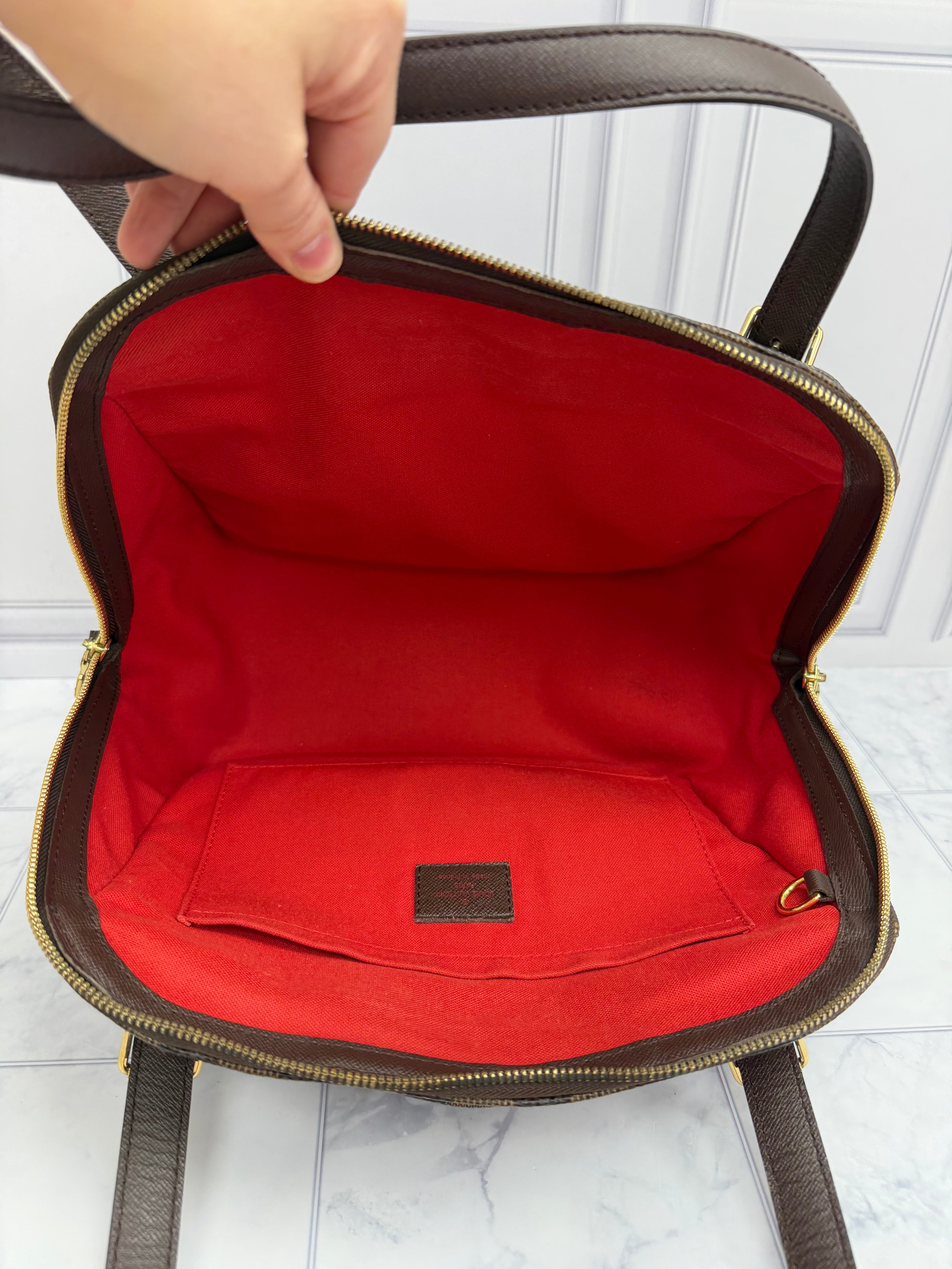 *DONS DROP* Louis Vuitton Damier Ebene & Red Belem MM Shoulder Bag