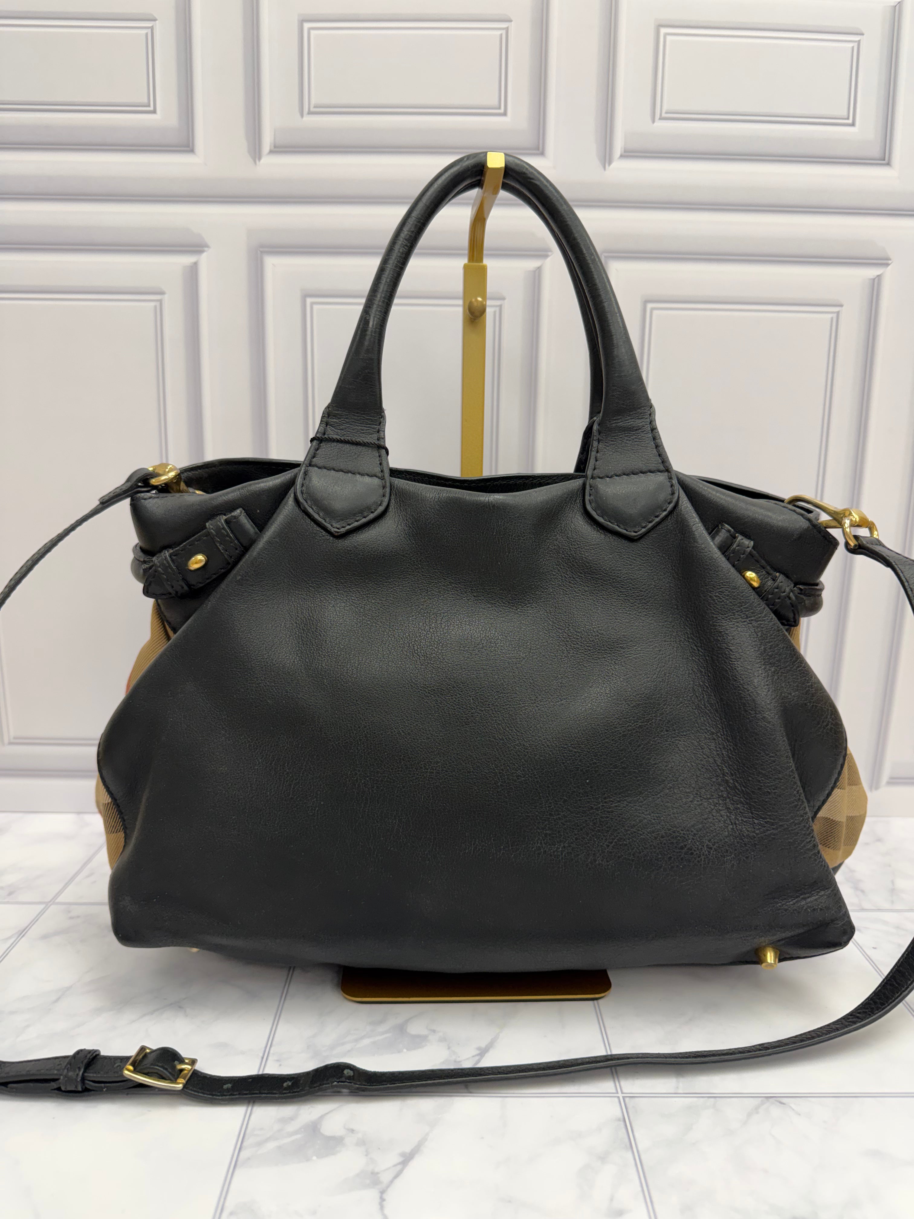 *DONS DROP* Burberry Black Leather Banner Tote Bag