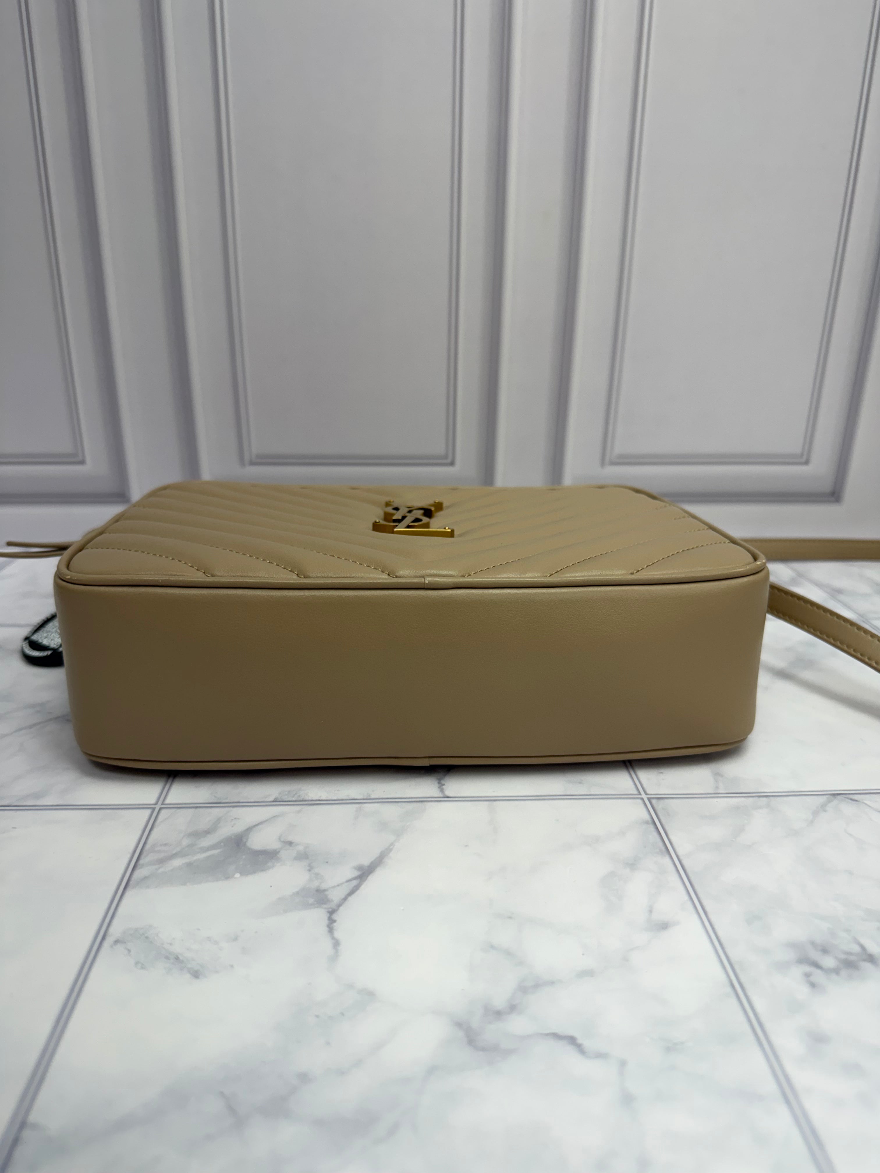 *DONS DROP* Saint Laurent YSL Beige Leather Lou Camera Bag