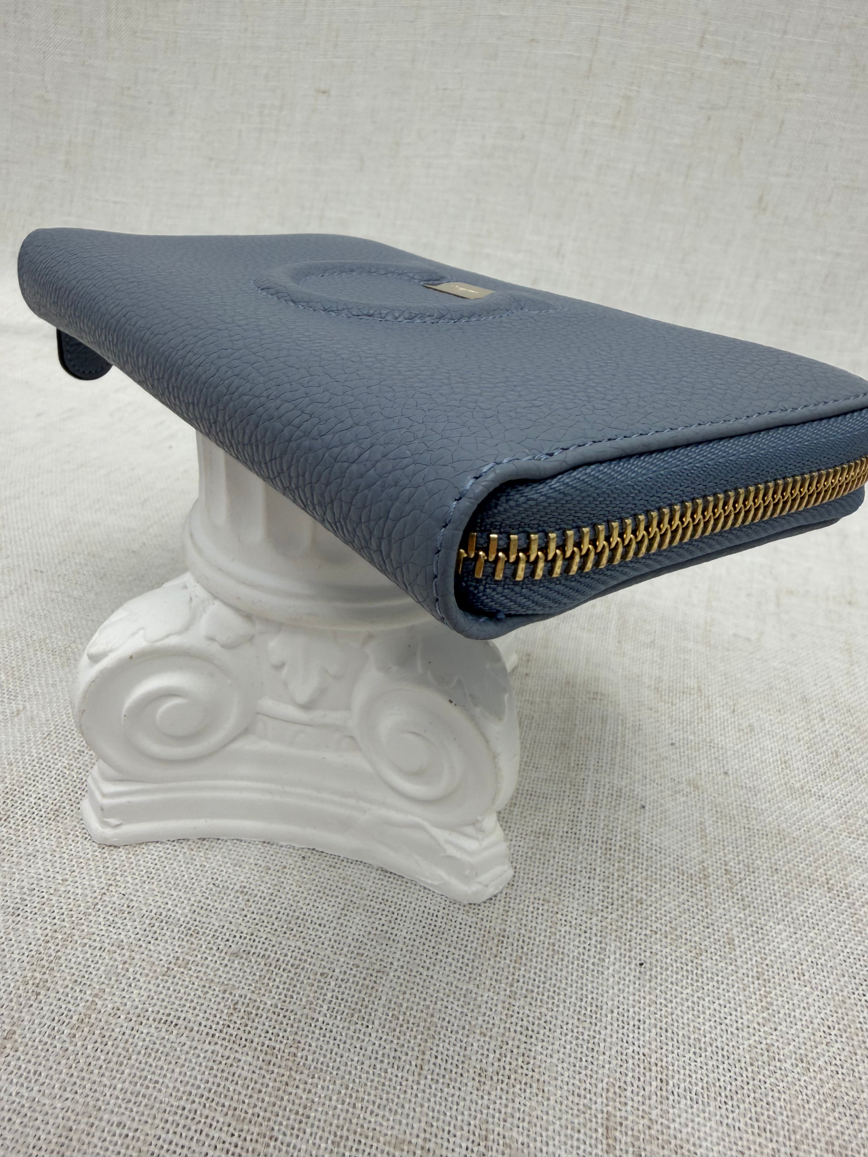 Salvatore Ferragamo Blue Leather Zippy Wallet