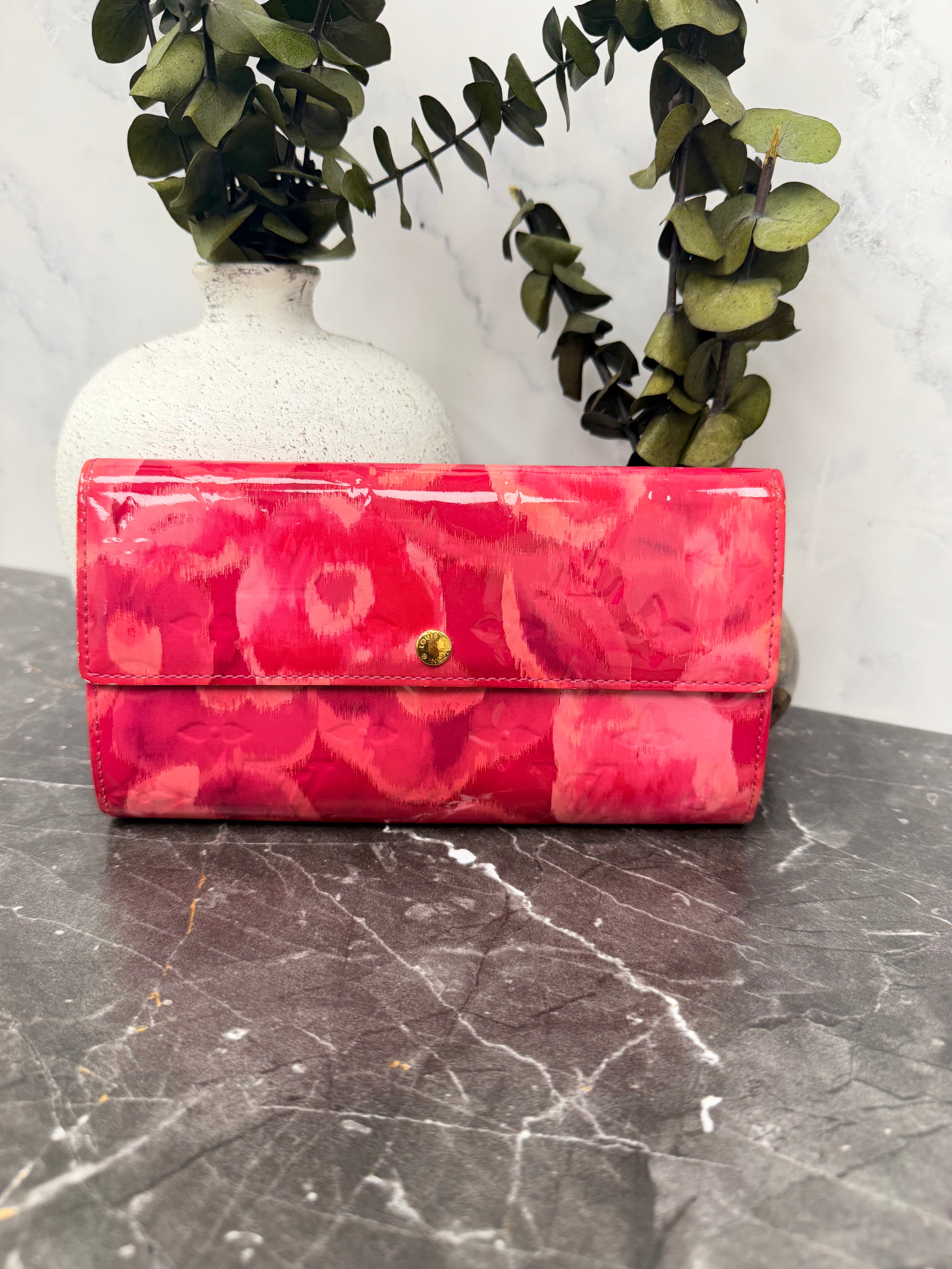 Louis Vuitton Monogram Hot Pink Roses Vernis Leather Ikat Sarah Wallet