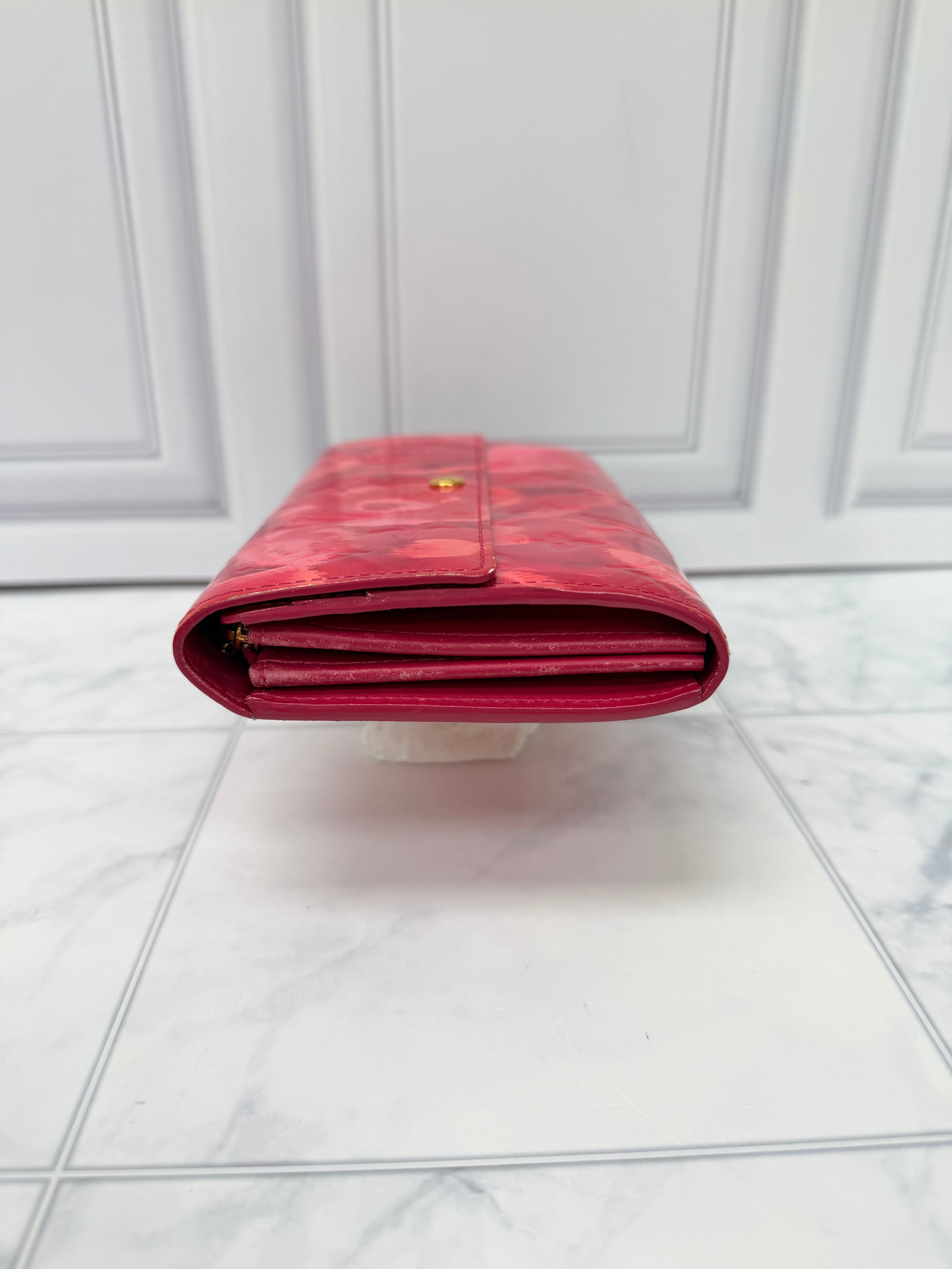 Louis Vuitton Monogram Hot Pink Roses Vernis Leather Ikat Sarah Wallet