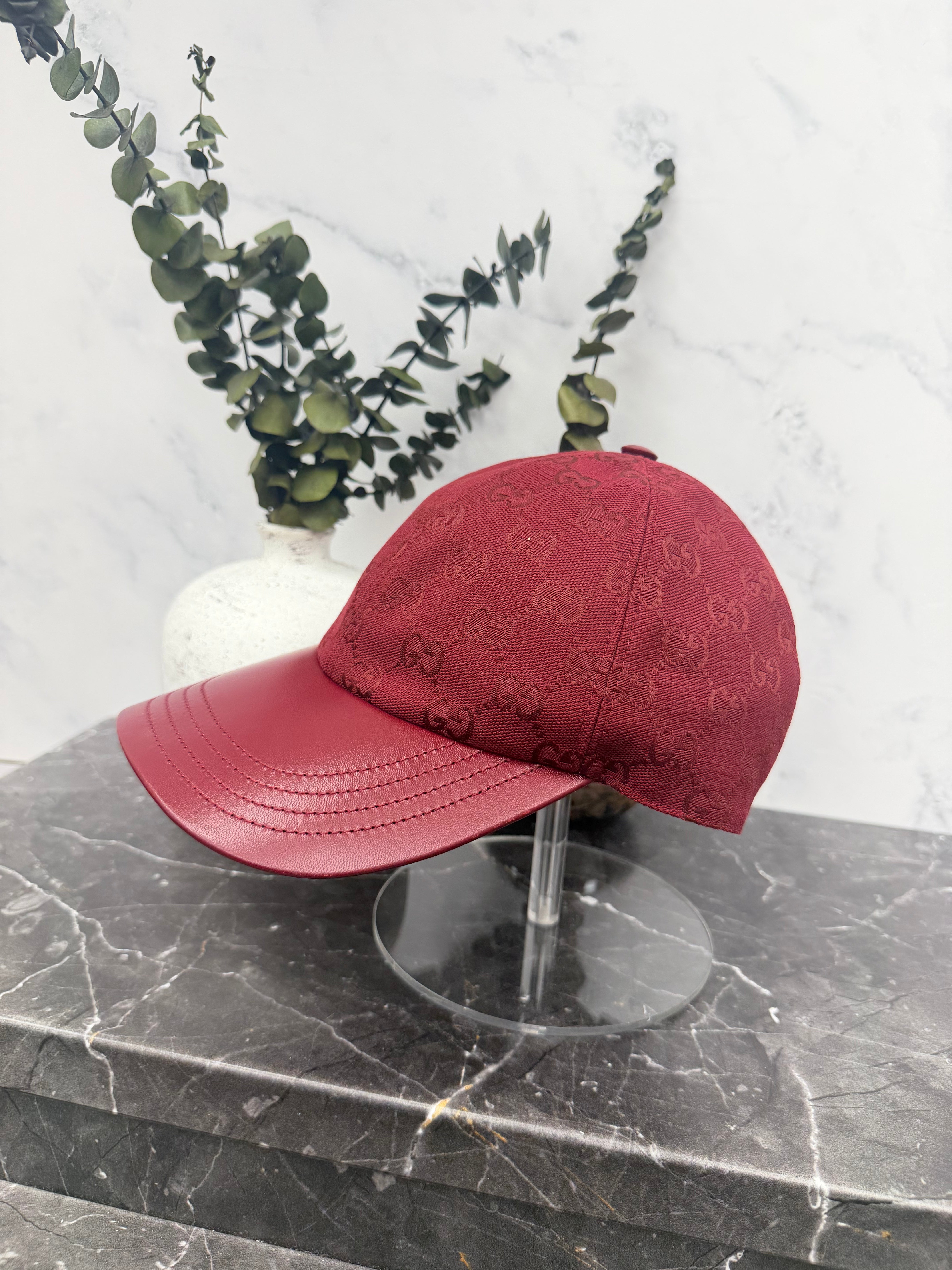Gucci Rosso Ancora GG Canvas Baseball Cap Size L