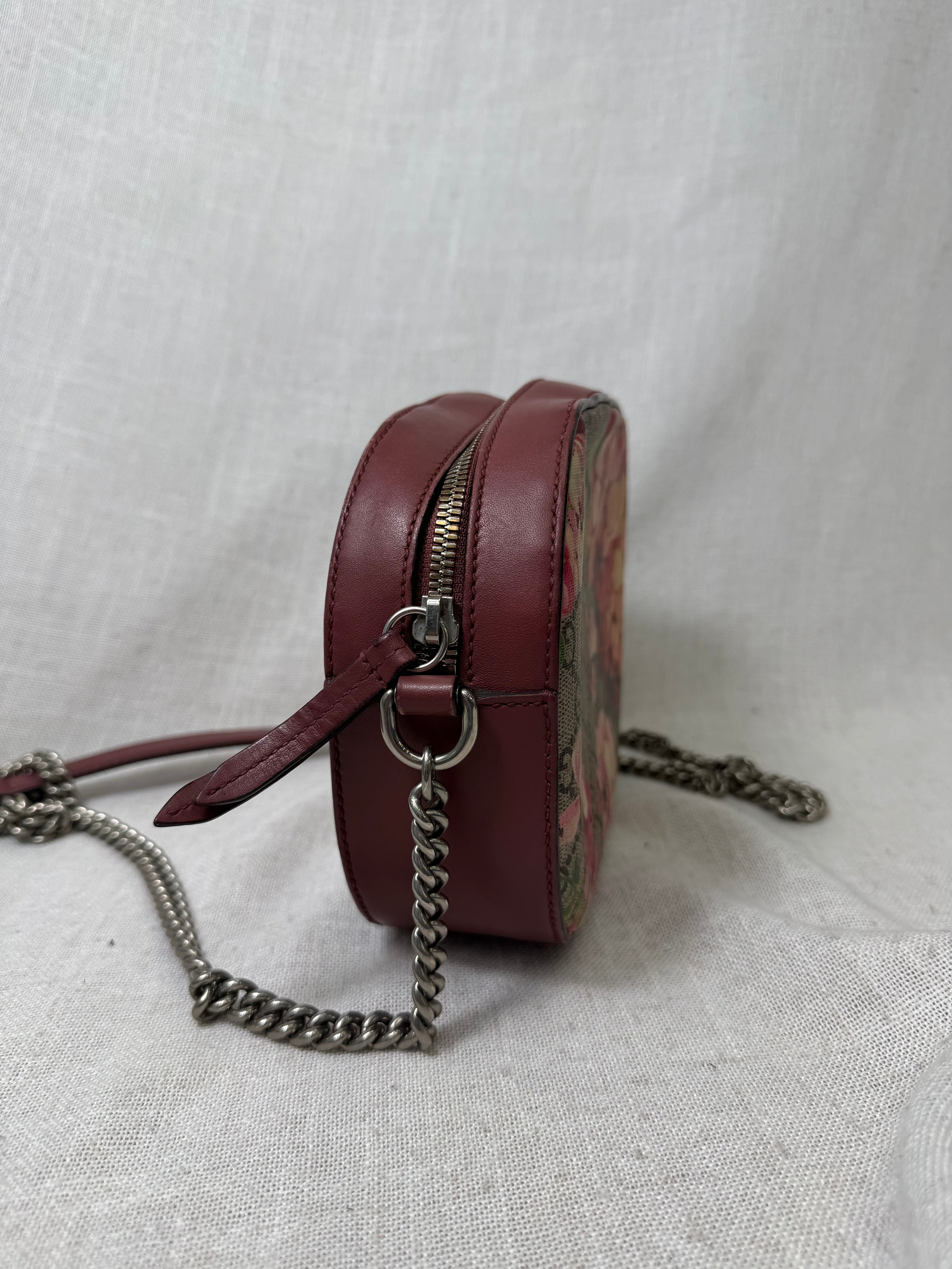 Gucci Blooms GG Supreme Chain Crossbody Bag