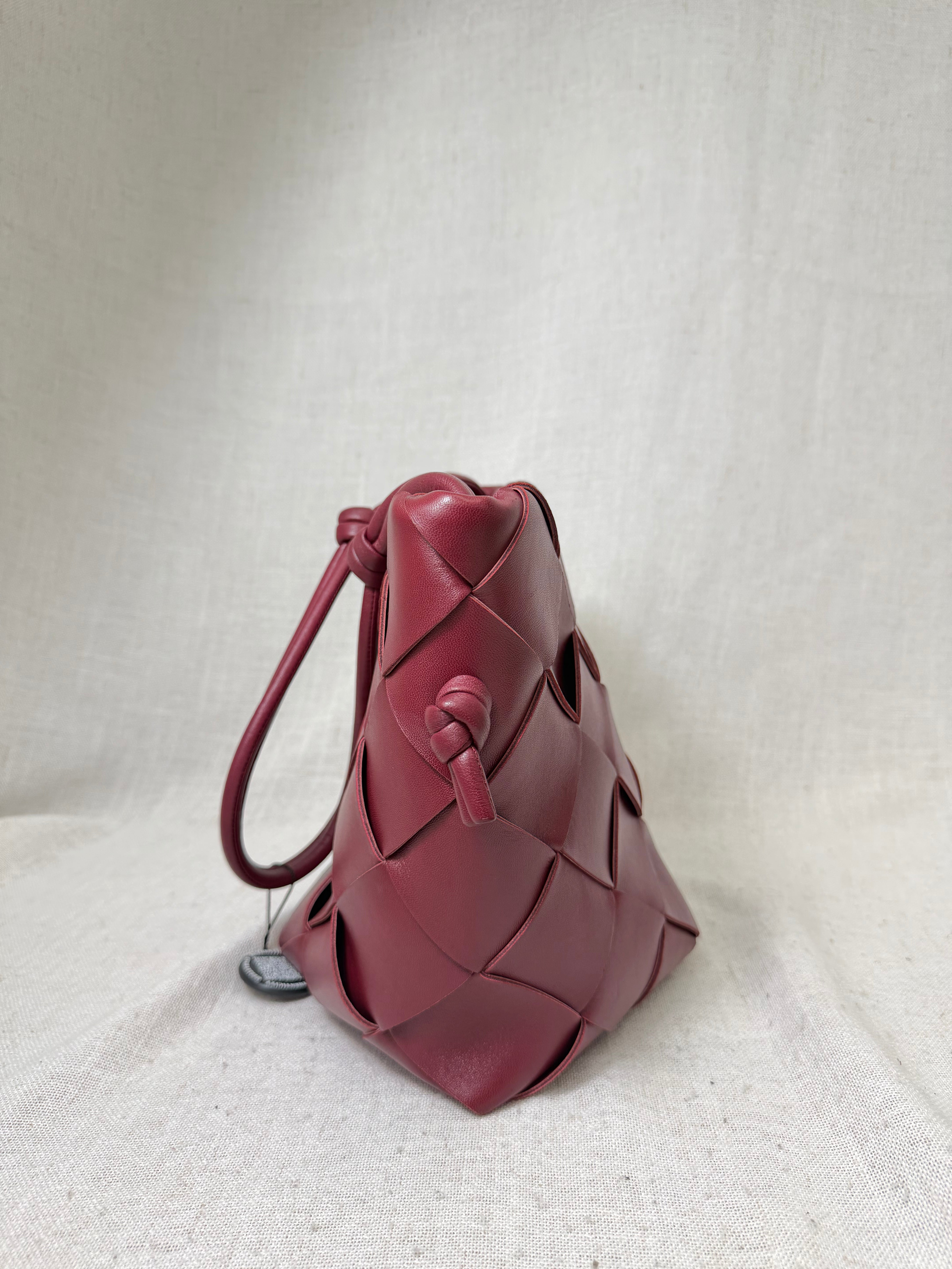 Bottega Veneta Bordeaux Nappa Maxi Intrecciato Clasp Bucket Bag