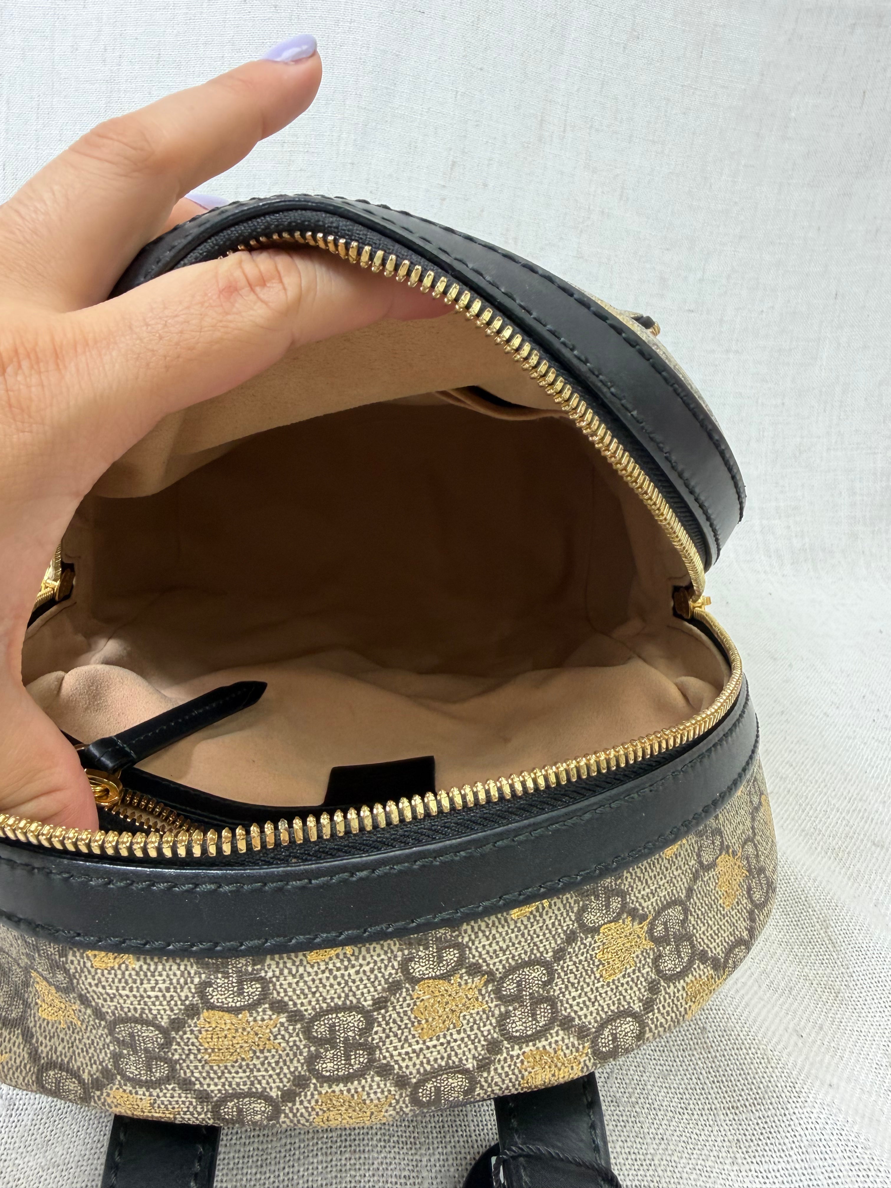 Gucci GG Supreme Monogram Bee Coated Canvas Small Backpack