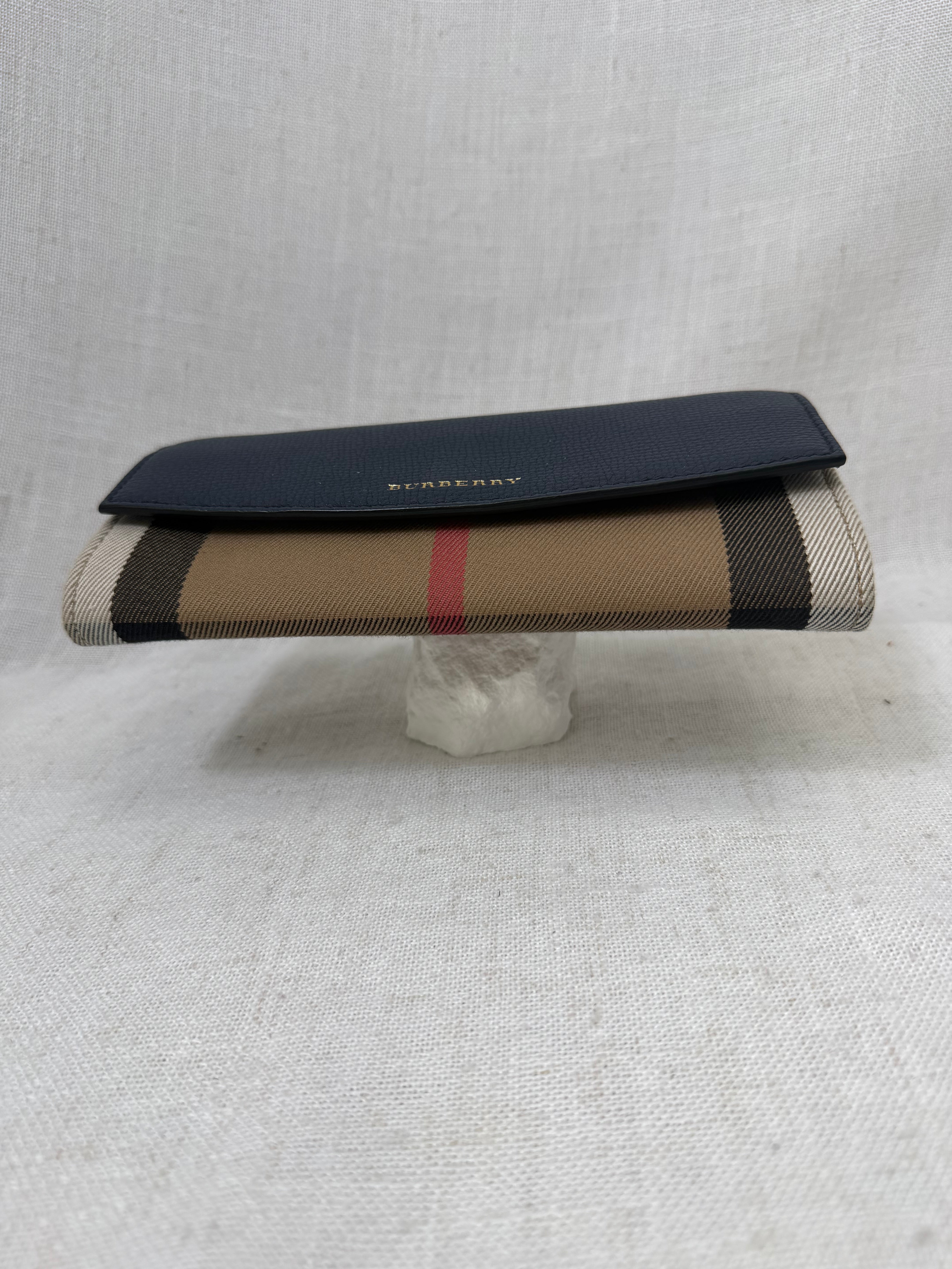 LIKE NEW-  Burberry Navy And Signature House Check Porter Continental  Wallet