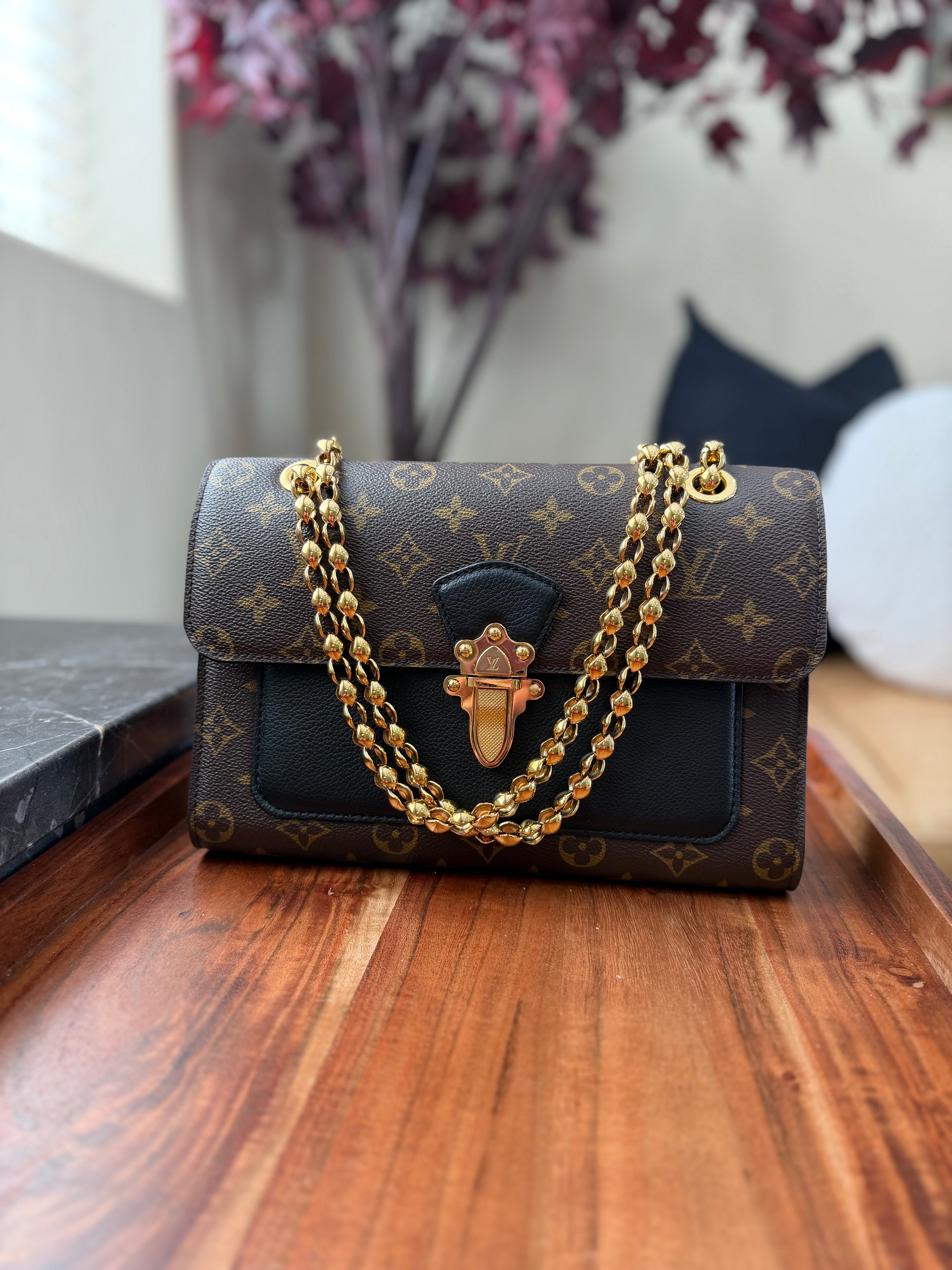 LIKE NEW- Louis Vuitton Monogram Victoire Shoulder Bag