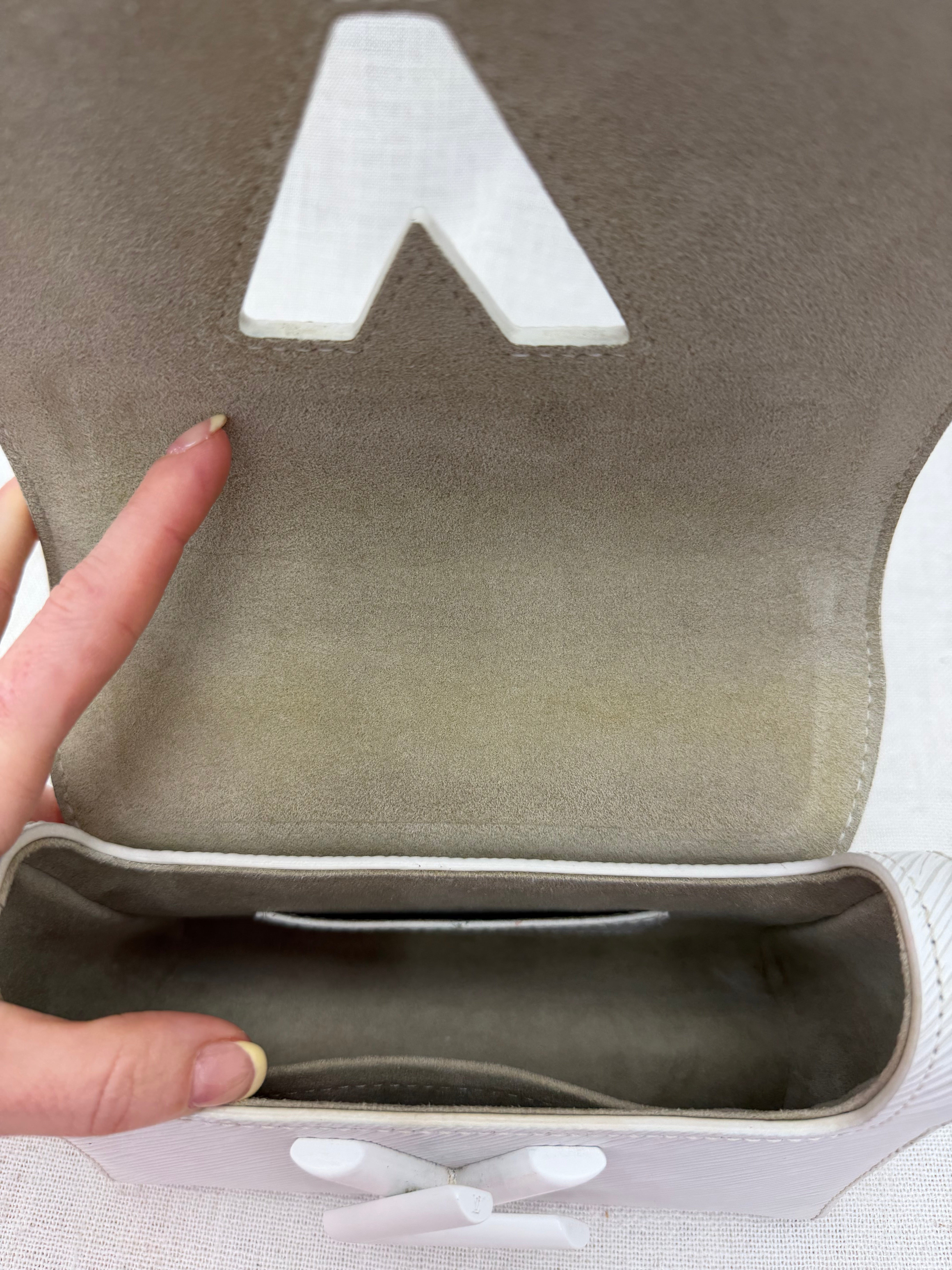 Louis Vuitton White Epi Leather Twist PM Bag