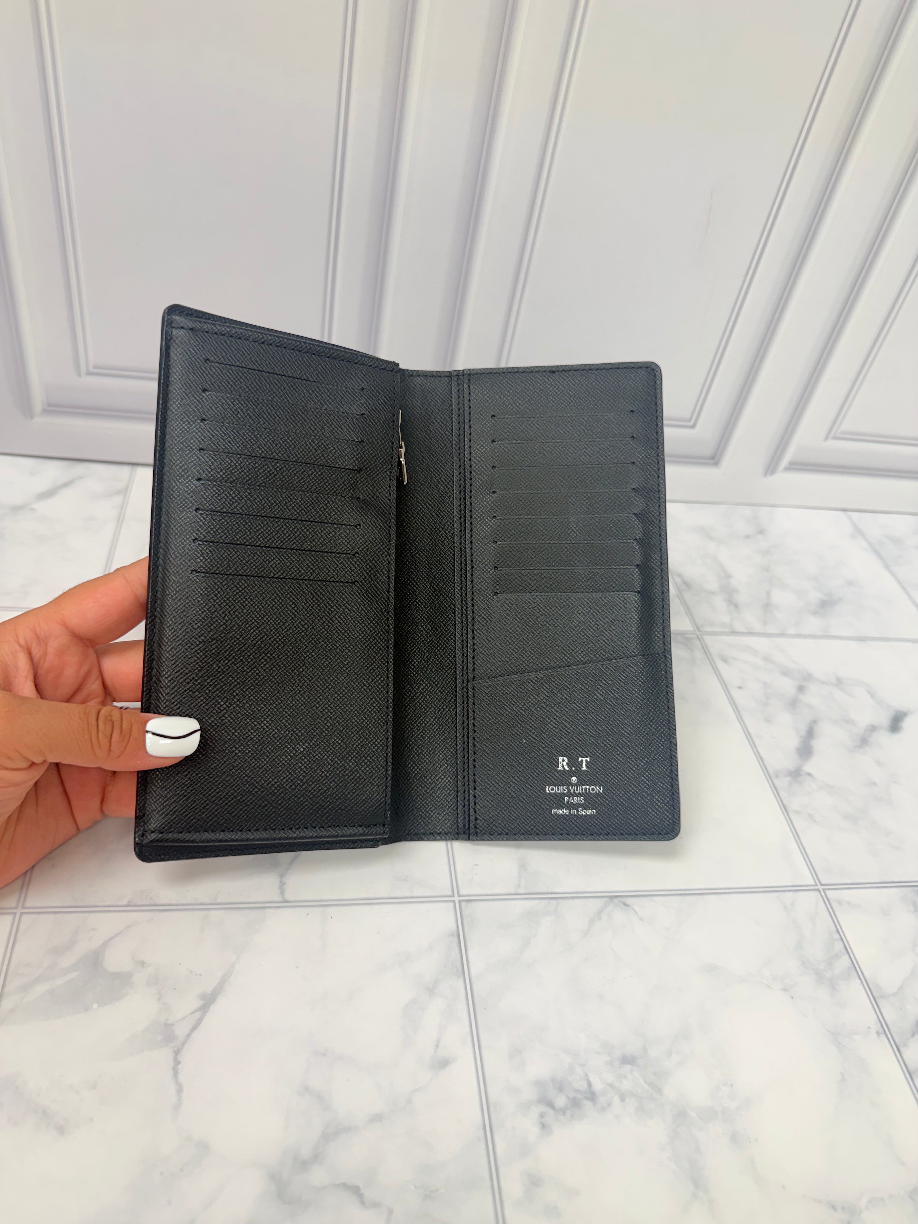 Louis Vuitton Damier Graphite 3D Brazza Wallet
