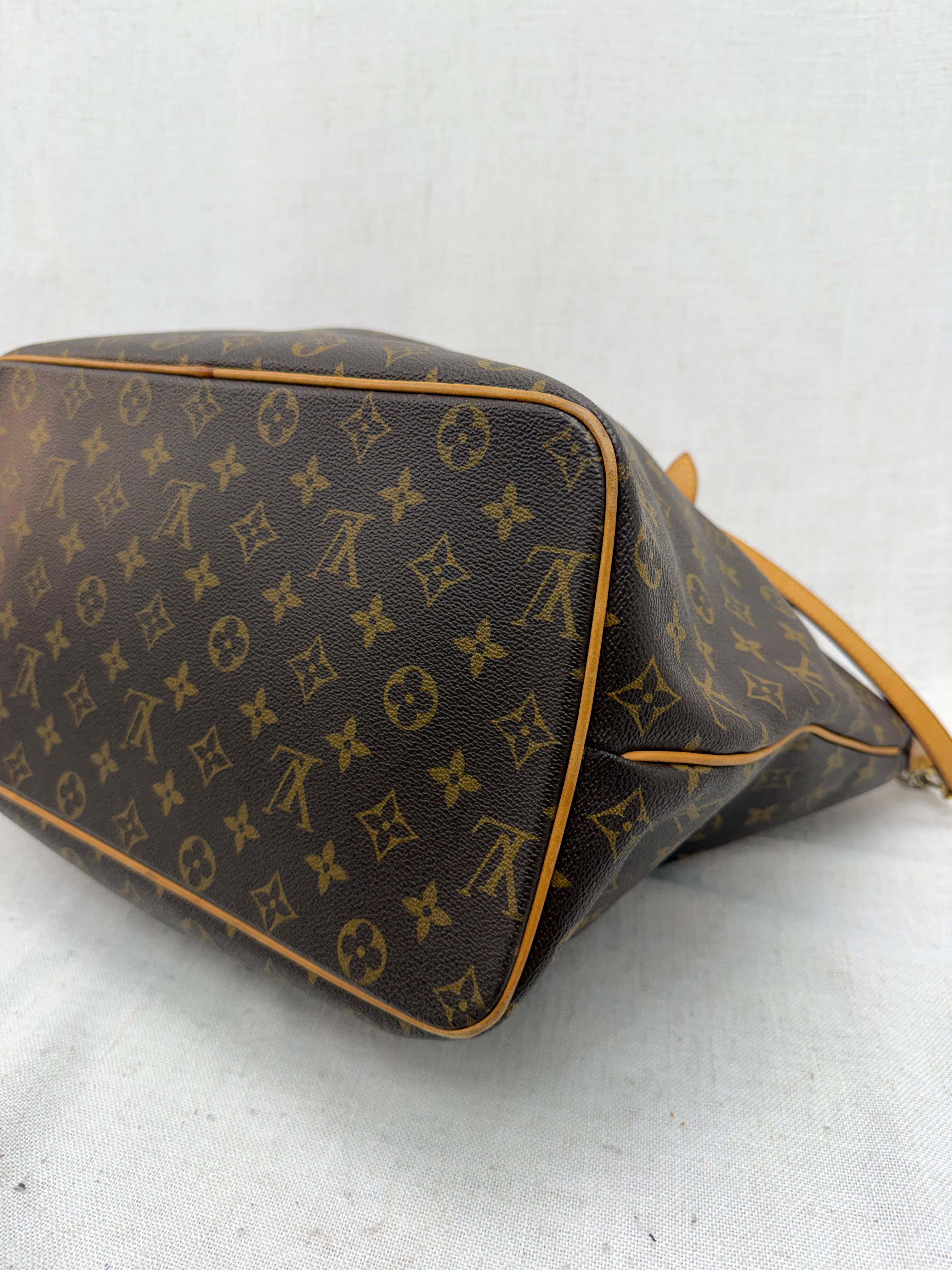Louis Vuitton Monogram Palermo GM Tote Bag