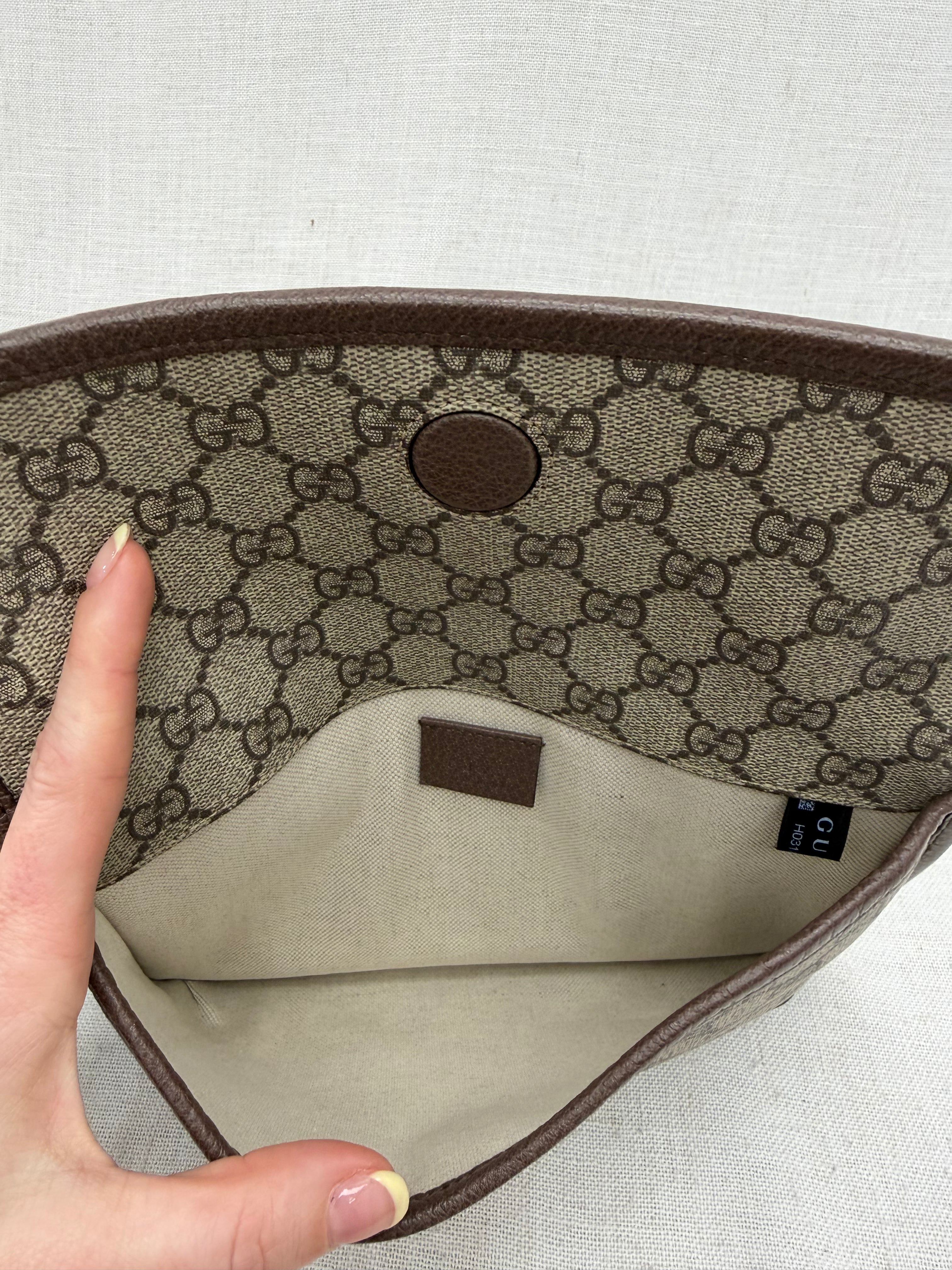 Gucci GG Supreme Coated Canvas Tiger Bumbag