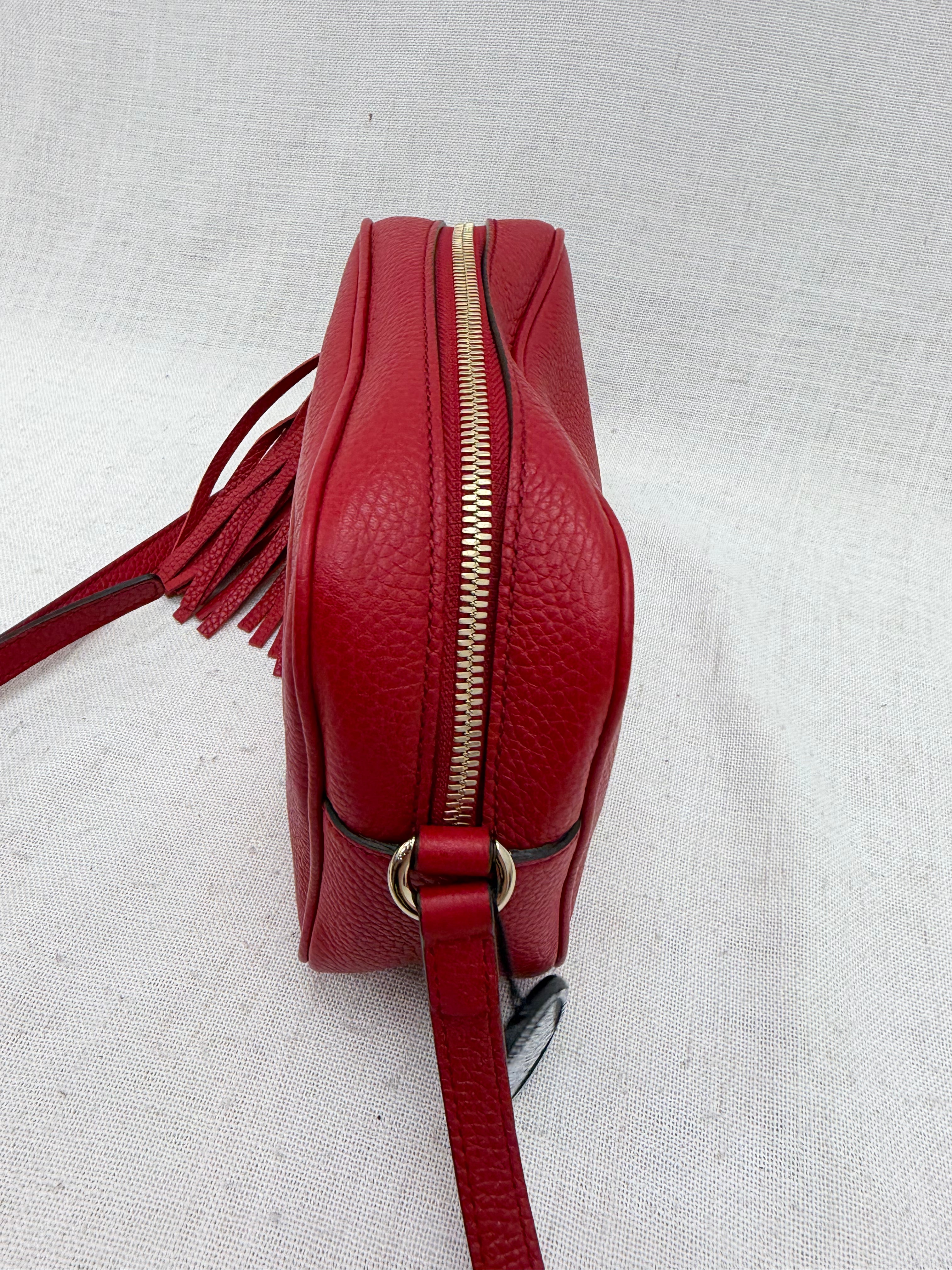 Gucci Red Pebbled Calfskin Small Soho Disco Camera Bag