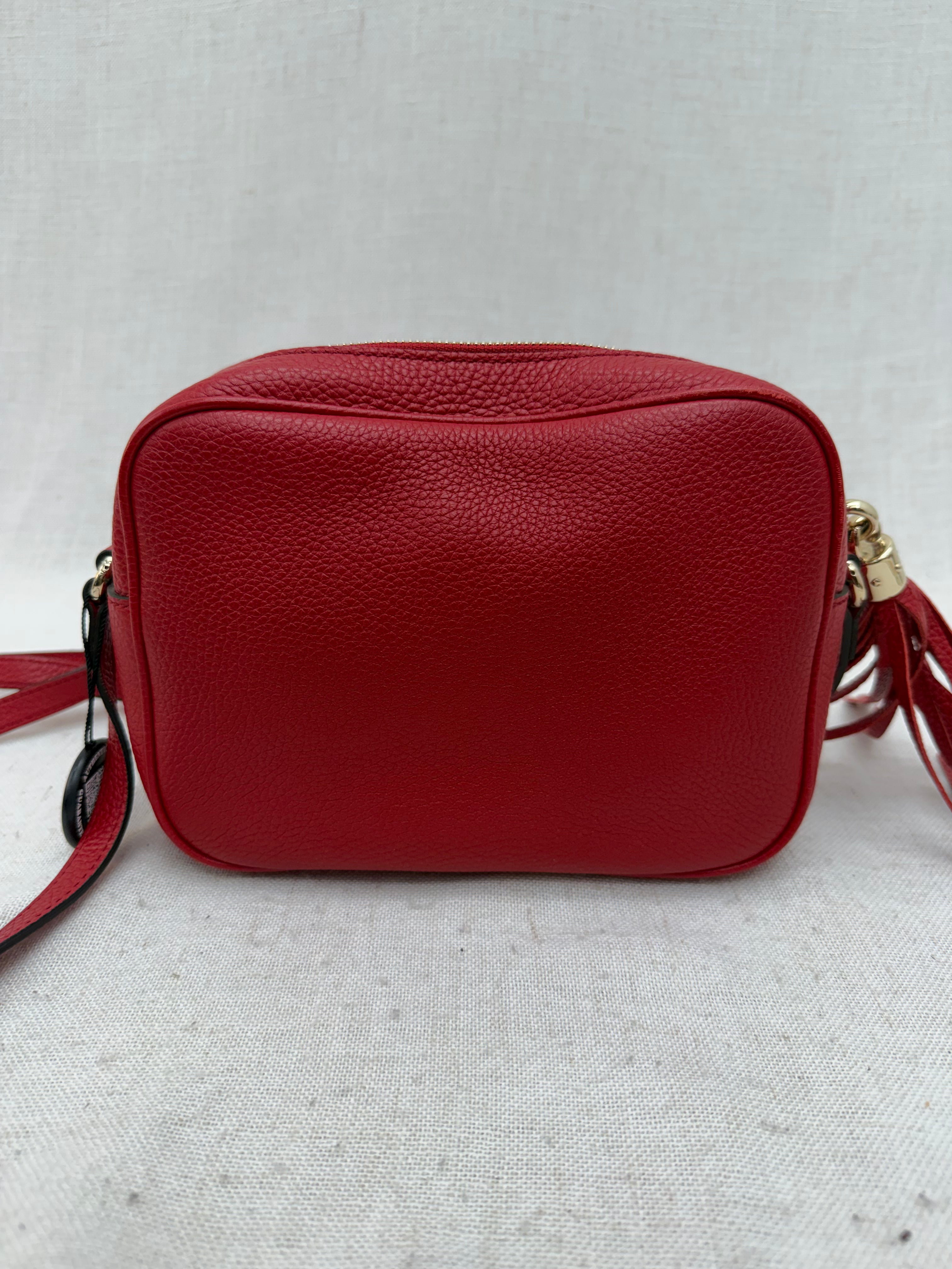 Gucci Red Pebbled Calfskin Small Soho Disco Camera Bag