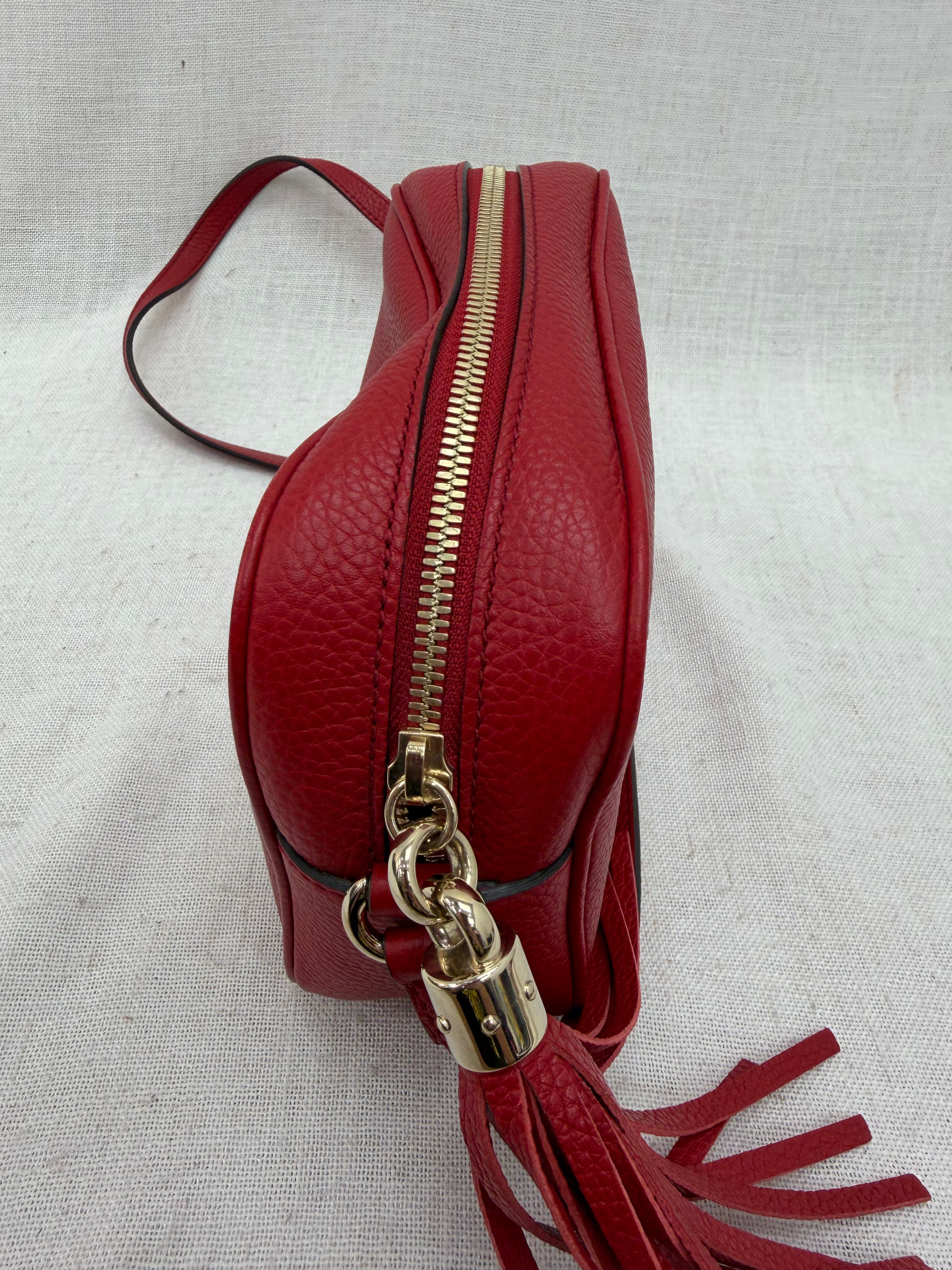Gucci Red Pebbled Calfskin Small Soho Disco Camera Bag