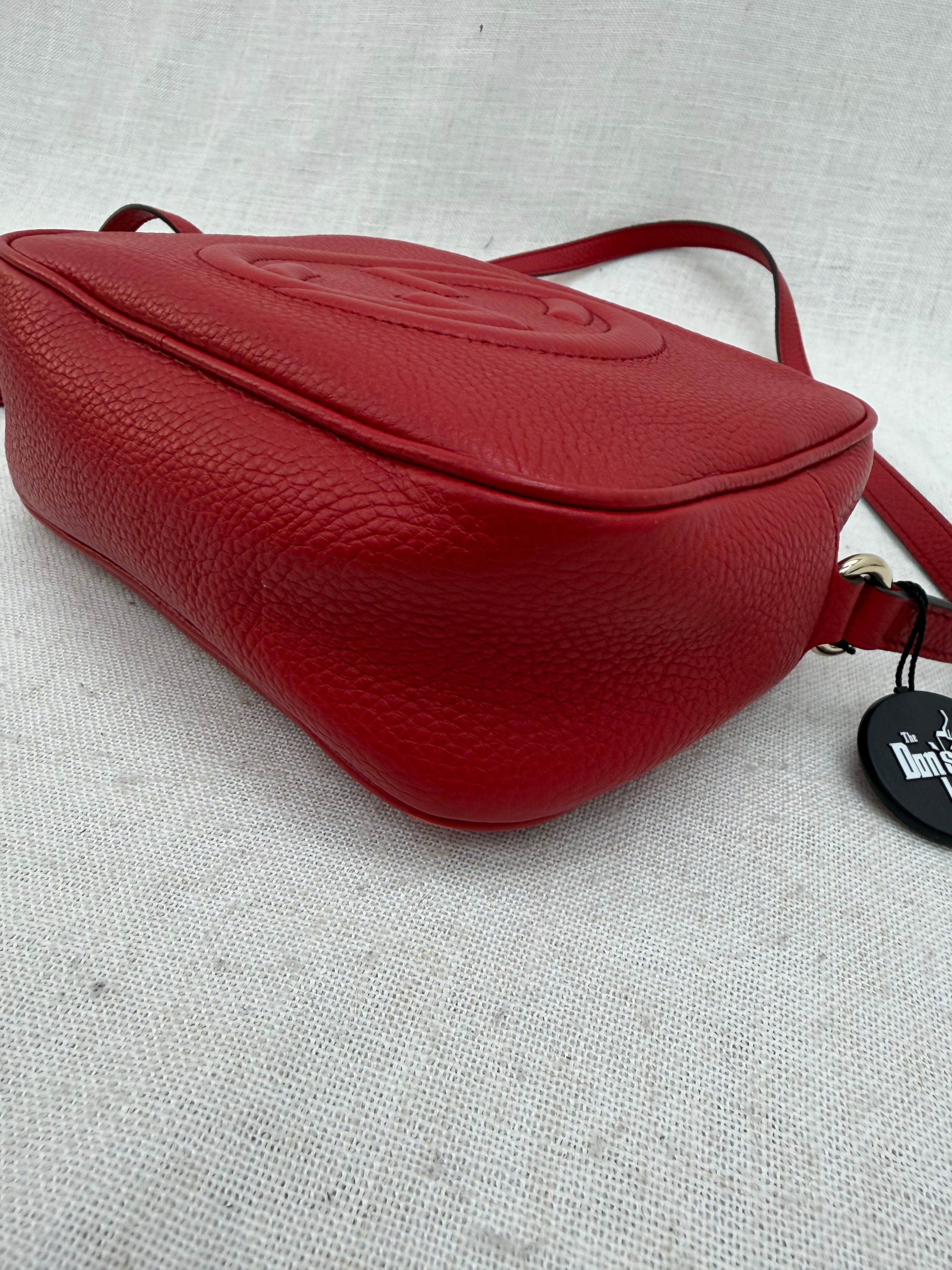 Gucci Red Pebbled Calfskin Small Soho Disco Camera Bag