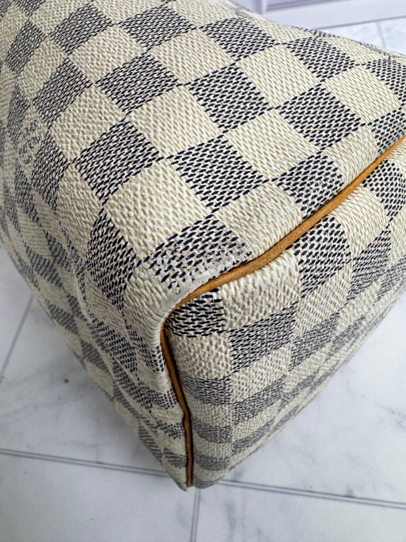 Louis Vuitton Damier Azur Speedy 30 