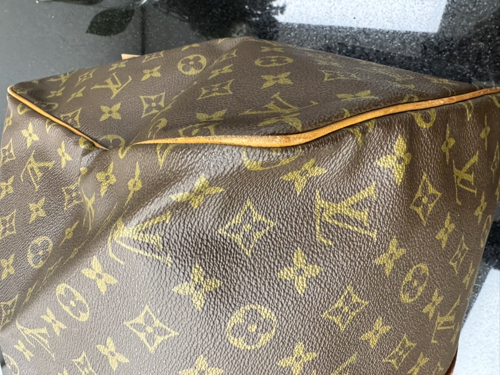 Louis Vuitton Monogram Sac Souple 55