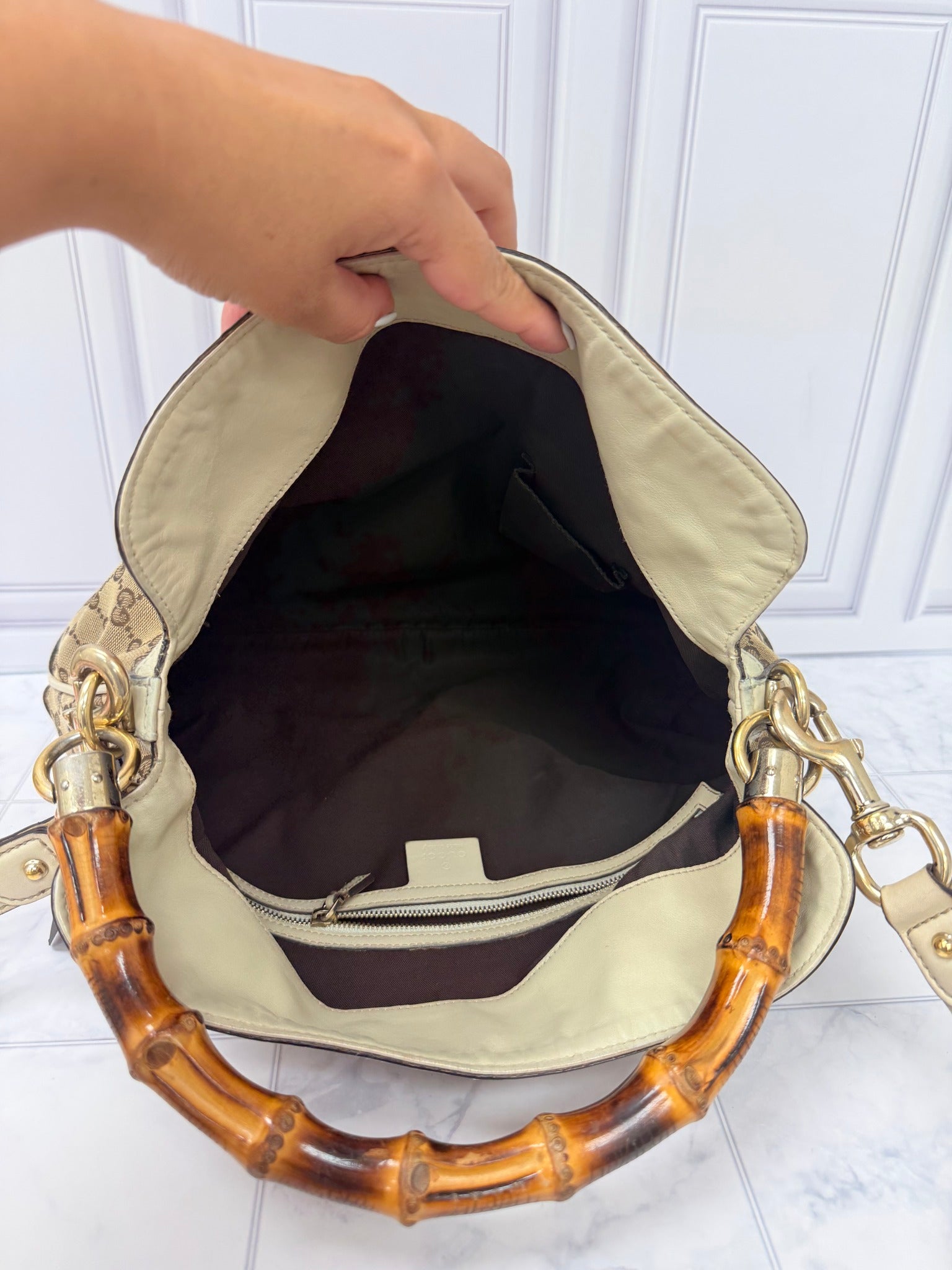 Gucci GG Canvas White Leather Bamboo Peggy Shoulder Bag 