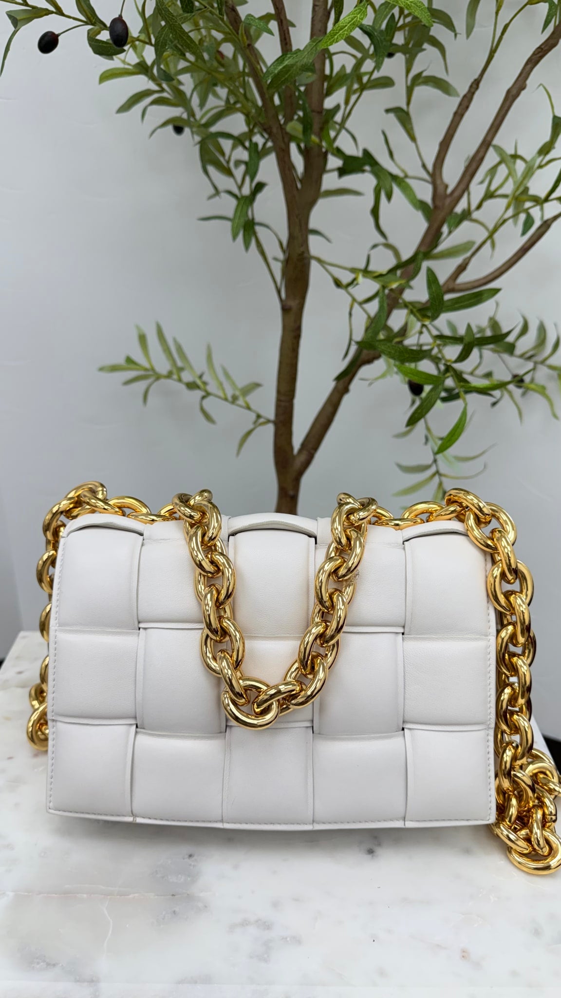 LIKE NEW - Bottega Veneta White Padded Maxi Intrecciato Leather Cassette Chain Crossbody Bag 