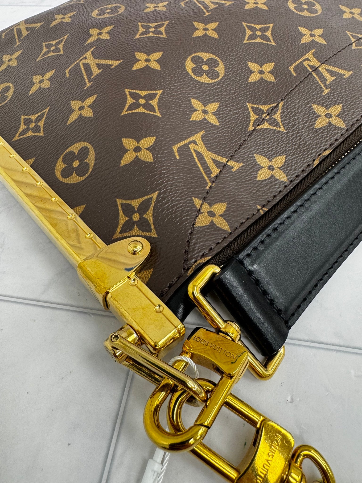 Louis Vuitton Monogram Lucky Trunk