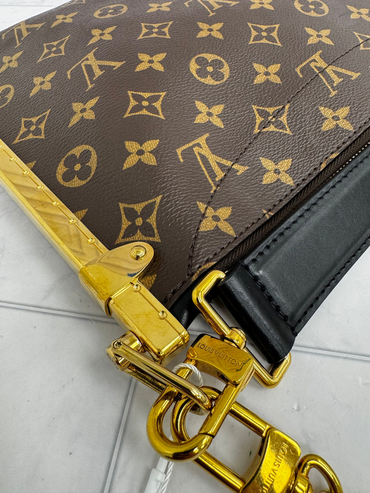 Louis Vuitton Monogram Lucky Trunk