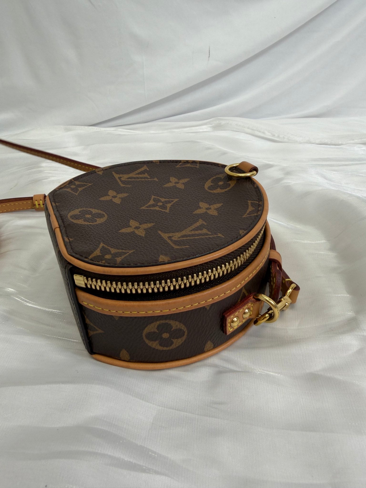 Louis Vuitton Monogram Mini Boite Chapeau Bag