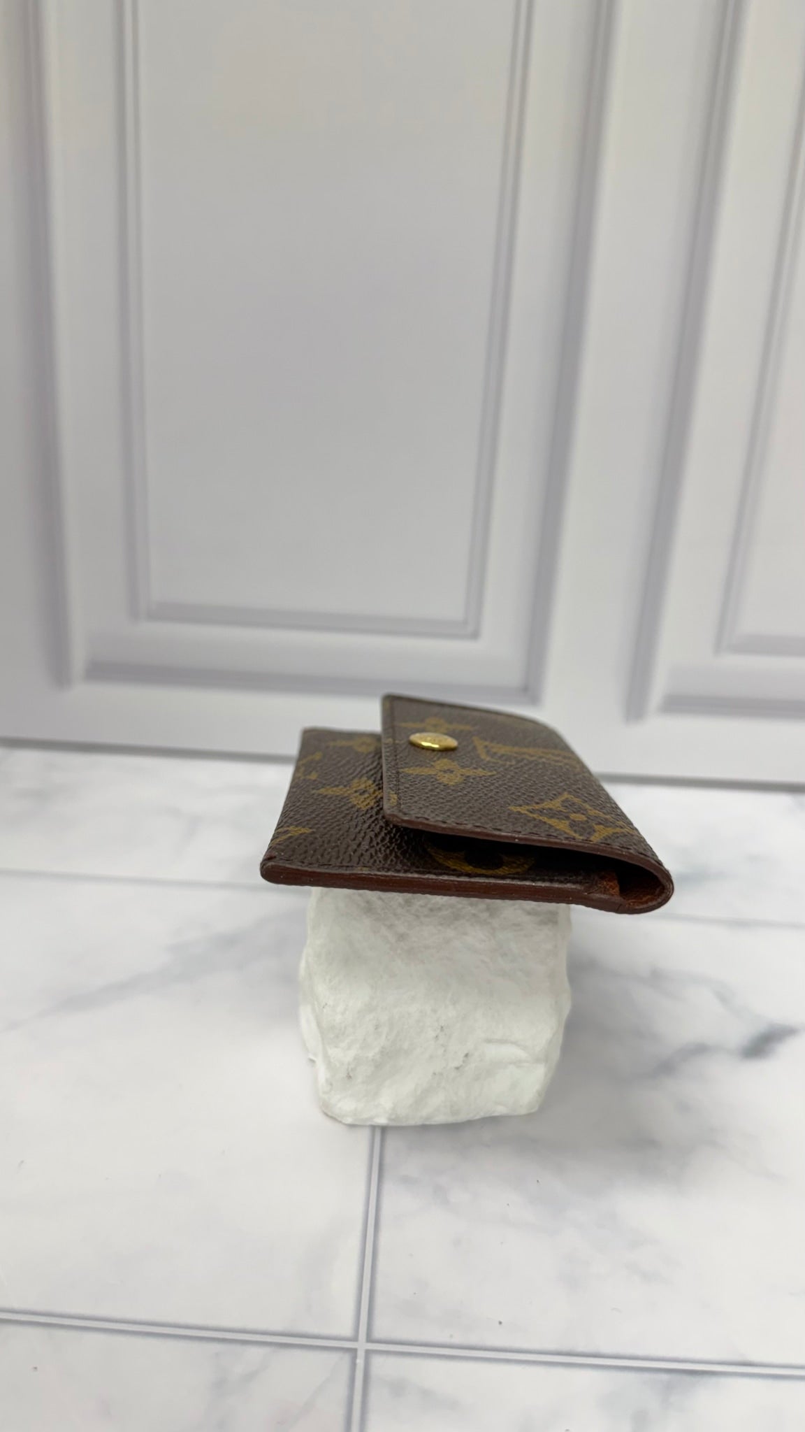 Louis Vuitton Monogram  Card Holder 