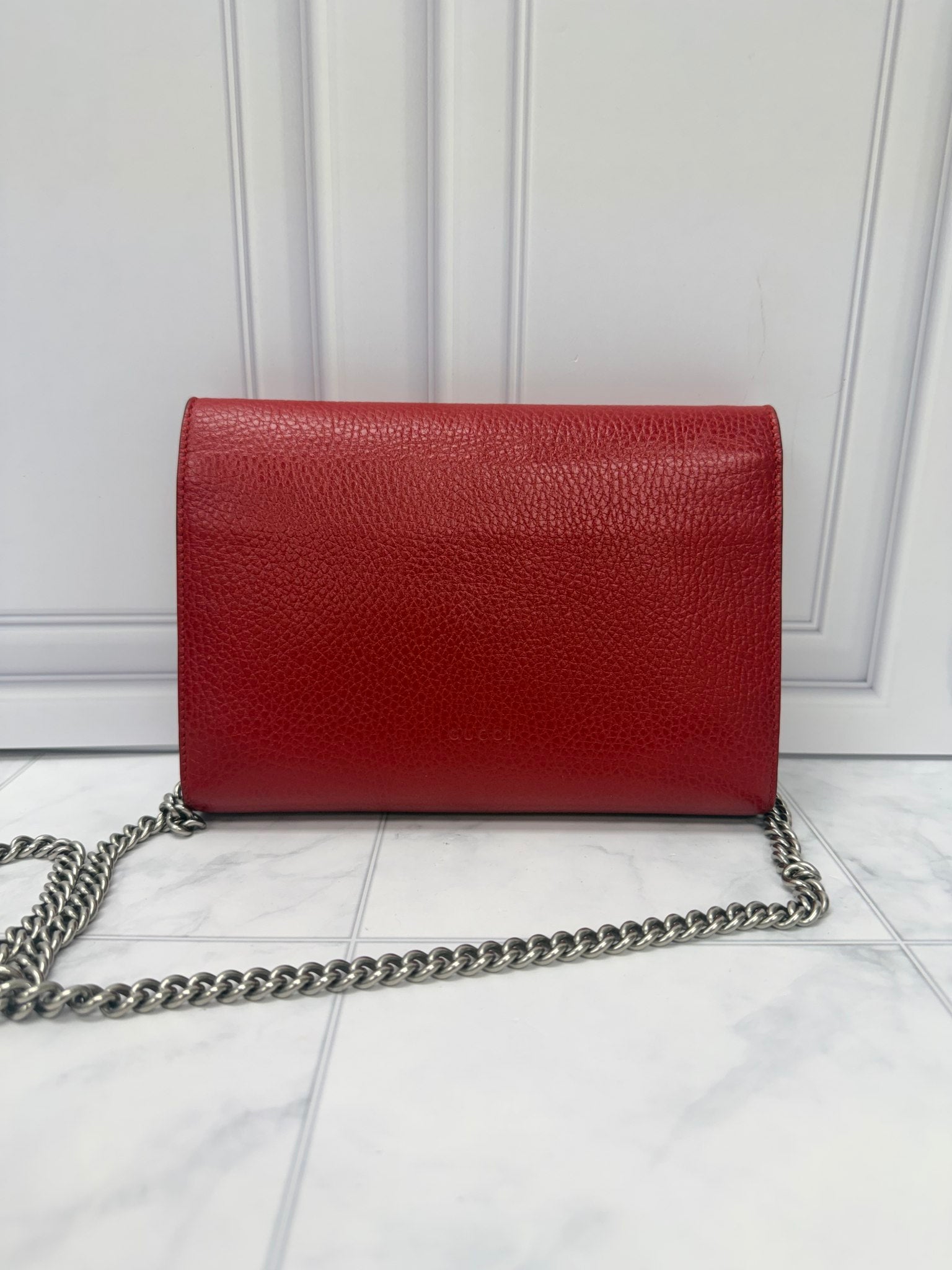 Gucci Red Grained Leather Dionysus Wallet On A Chain 