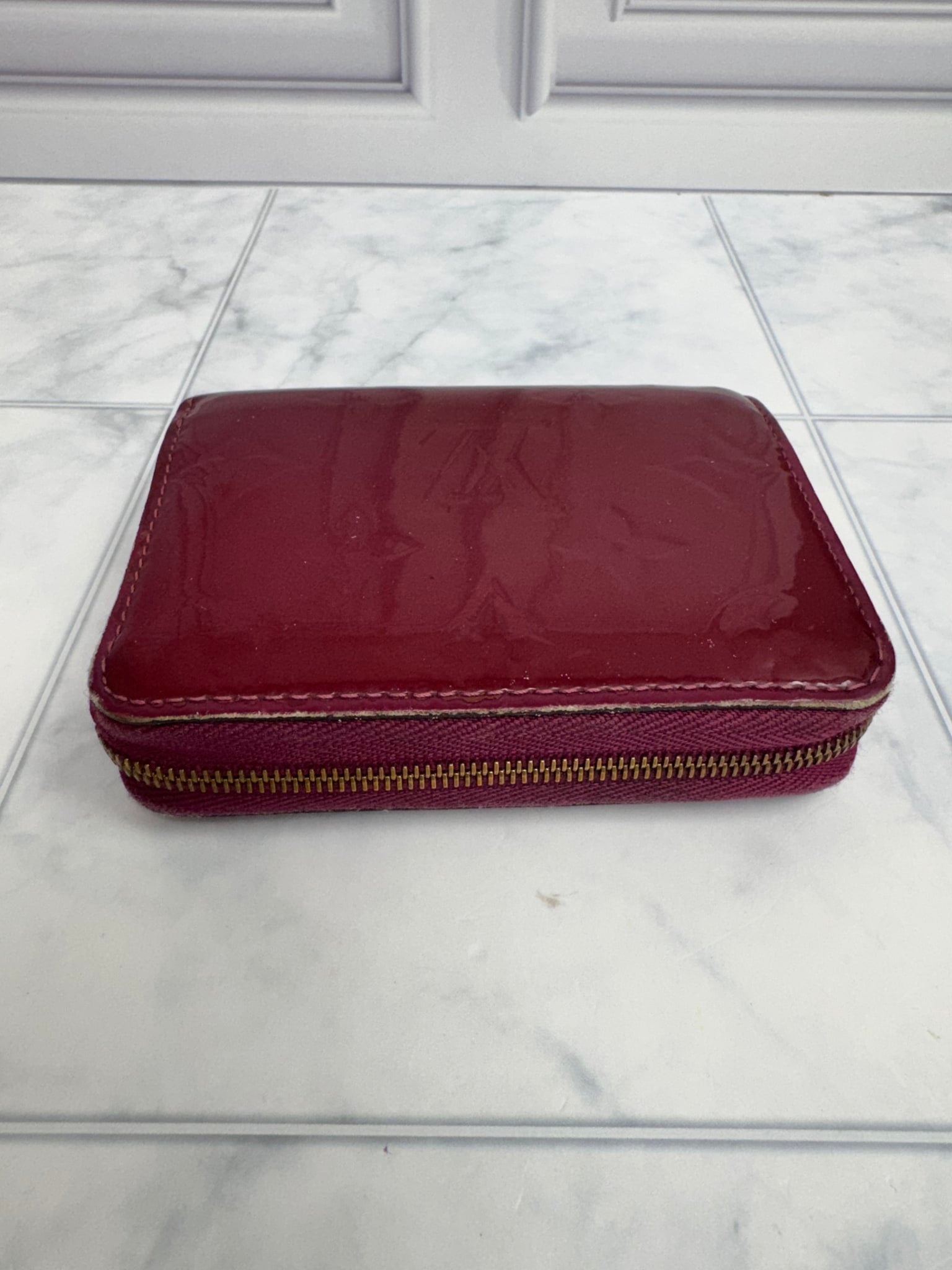 Louis Vuitton Burgundy Monogram Vernis Compact Zippy Wallet