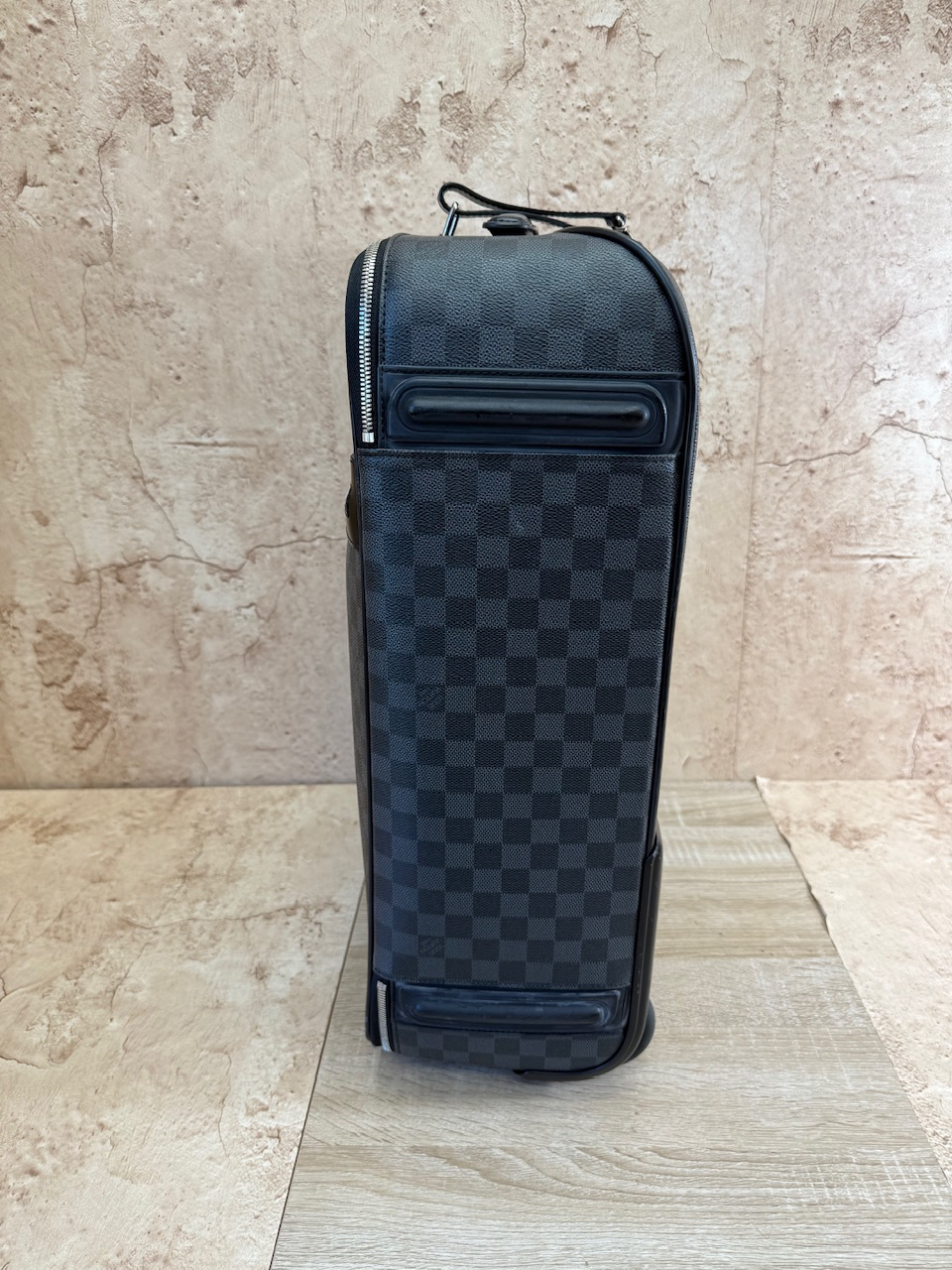 Louis Vuitton Damier Graphite Pegase Luggage 55