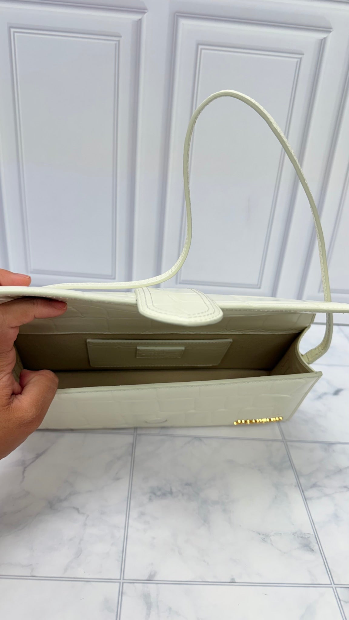BRAND NEW - Jacquemus White Croc Embossed Leather Le Bambino Long Shoulder Bag