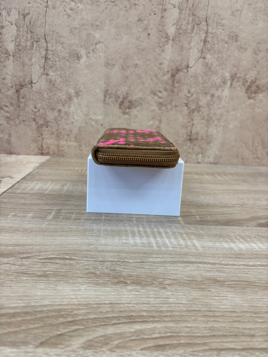 https://res.cloudinary.com/dyql5hig8/image/upload/v1758036443/ahtnx1zt5qvij4u40si4.jpg