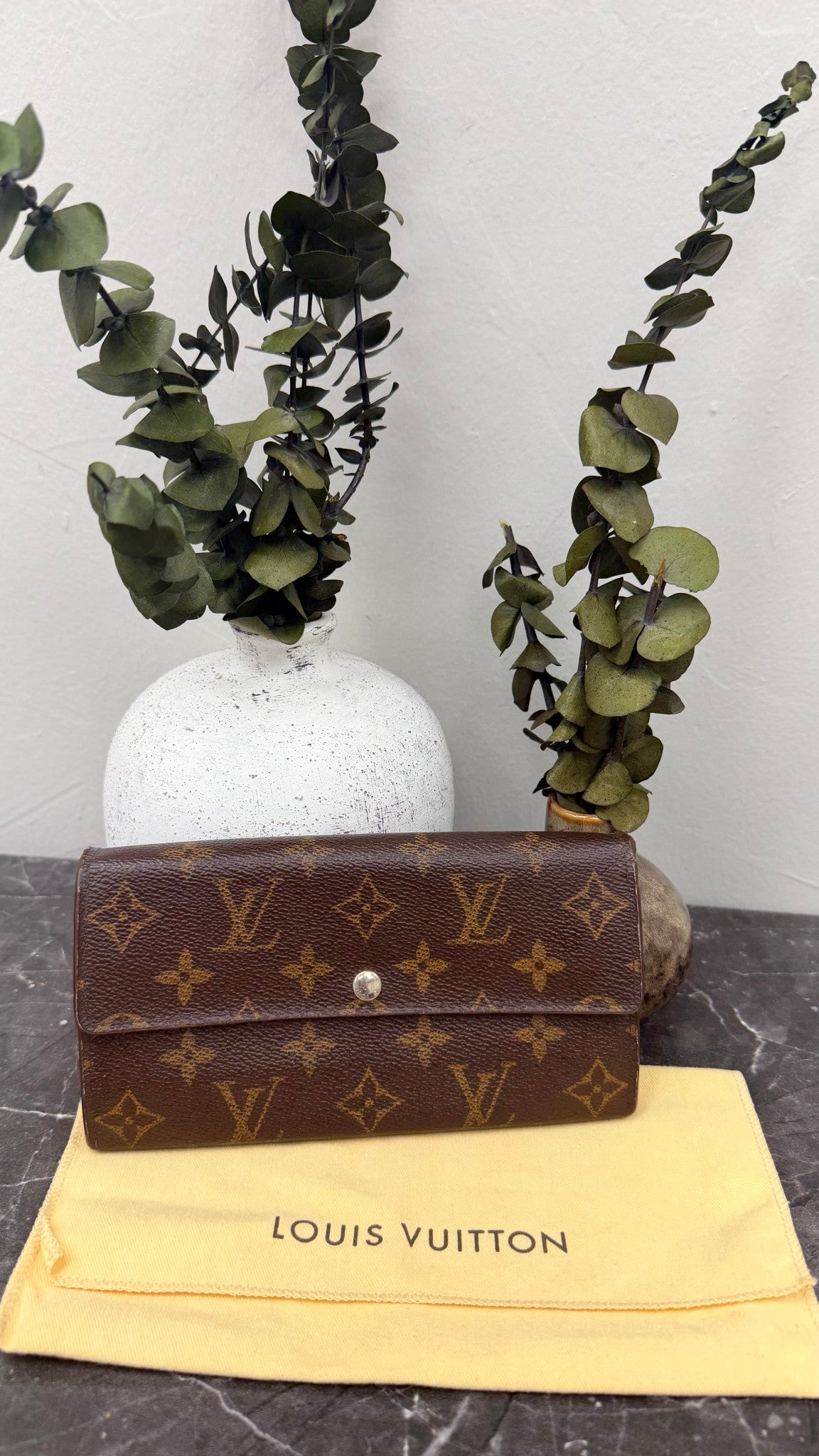 Louis Vuitton Monogram Sarah Wallet 
