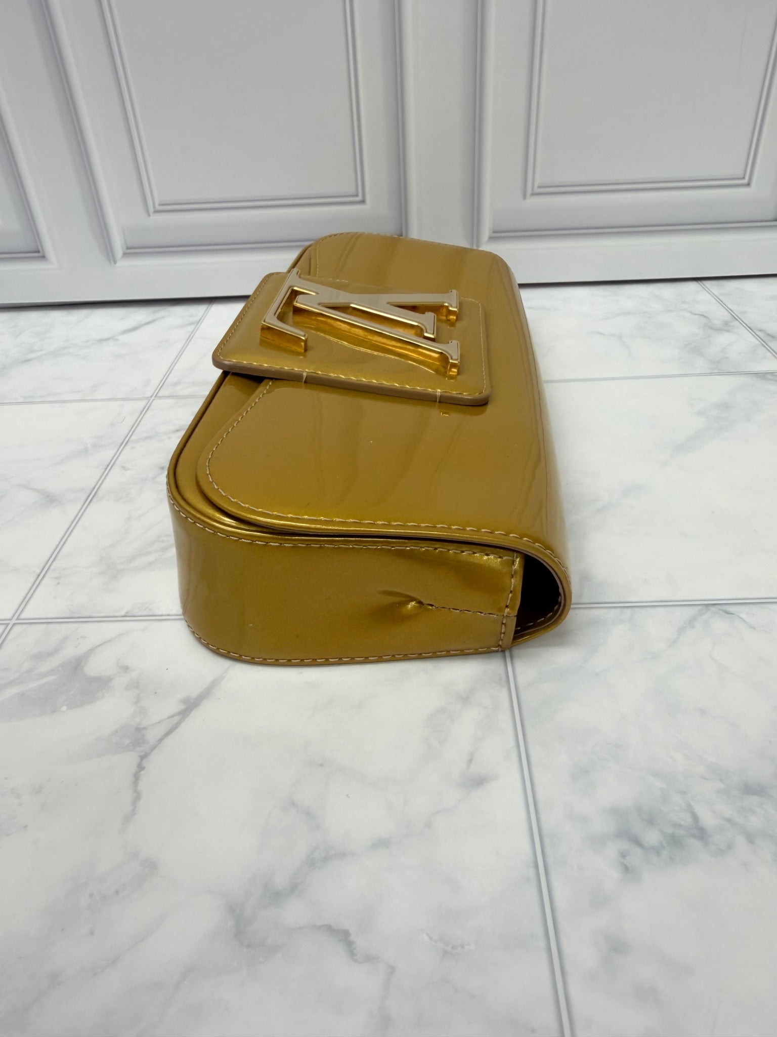Louis Vuitton Gold Vernis Leather Sobe Clutch