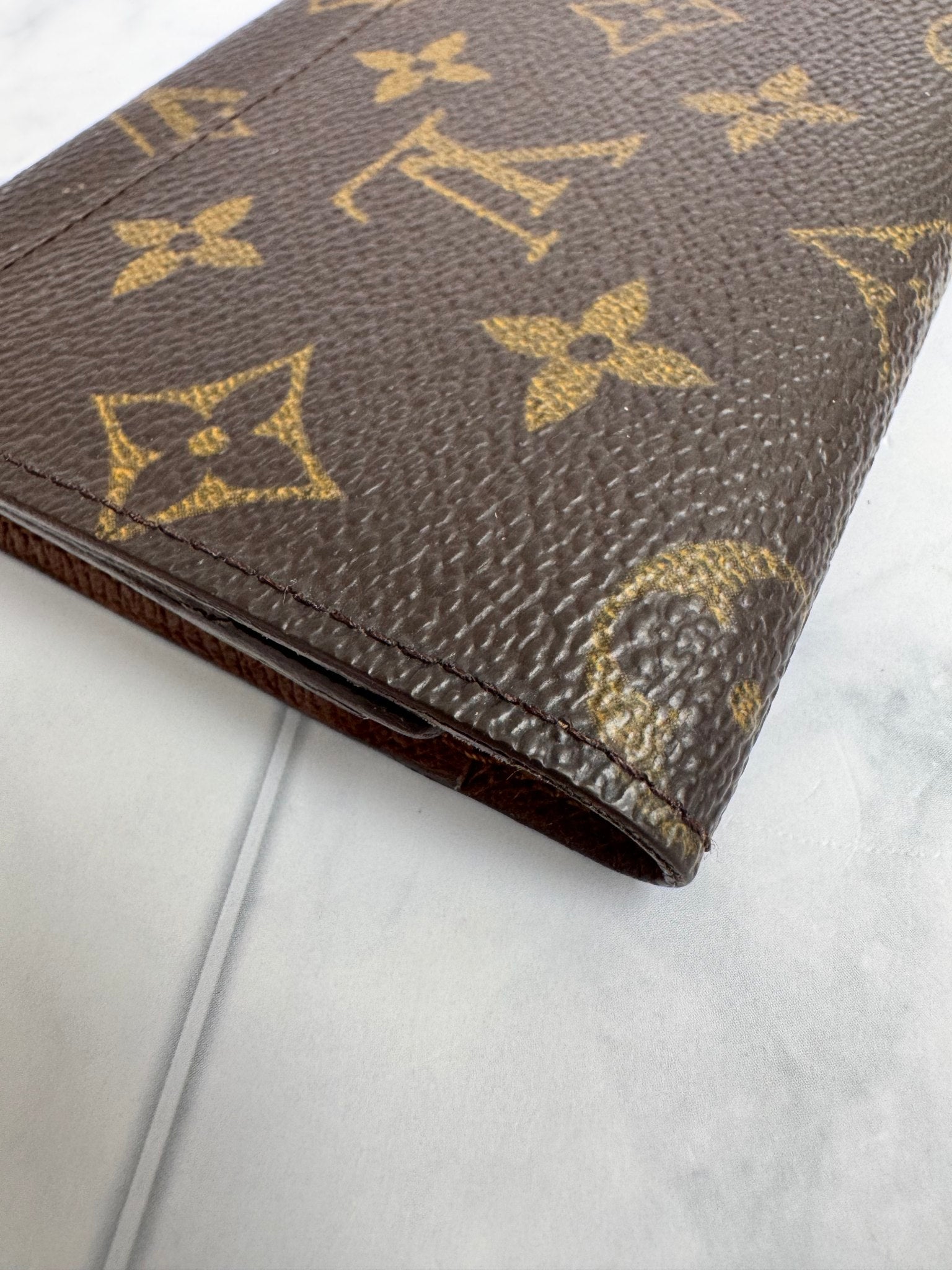 Louis Vuitton Monogram Porte Yen Long Wallet