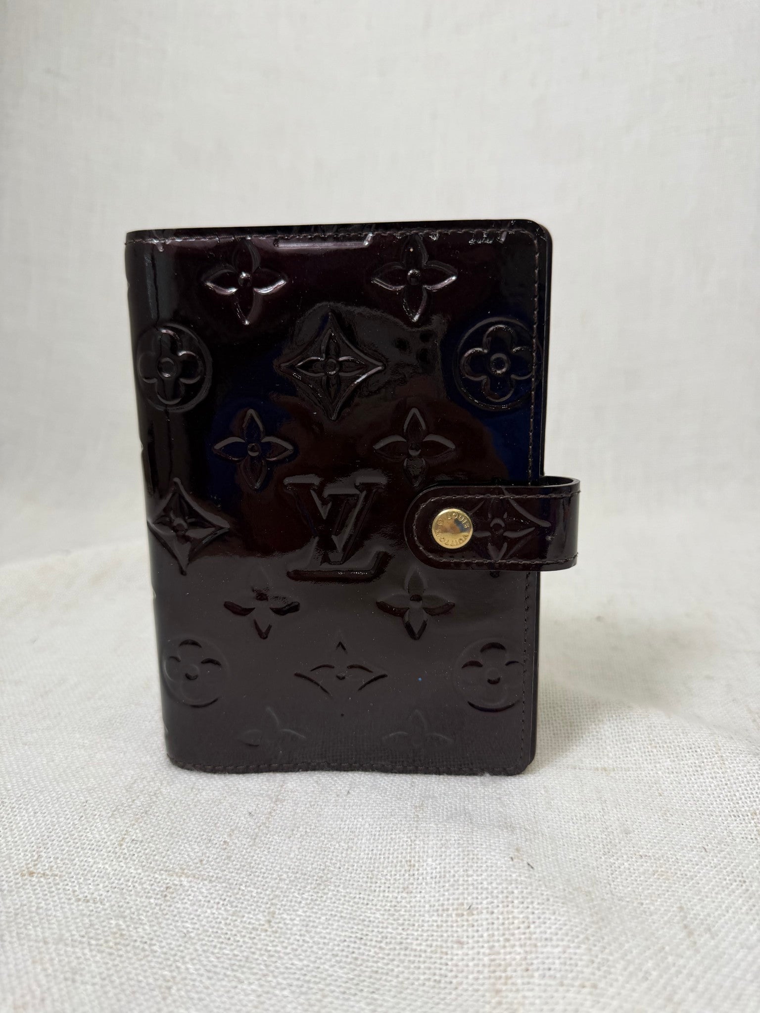 Louis Vuitton Amarante Vernis Passport Agenda PM