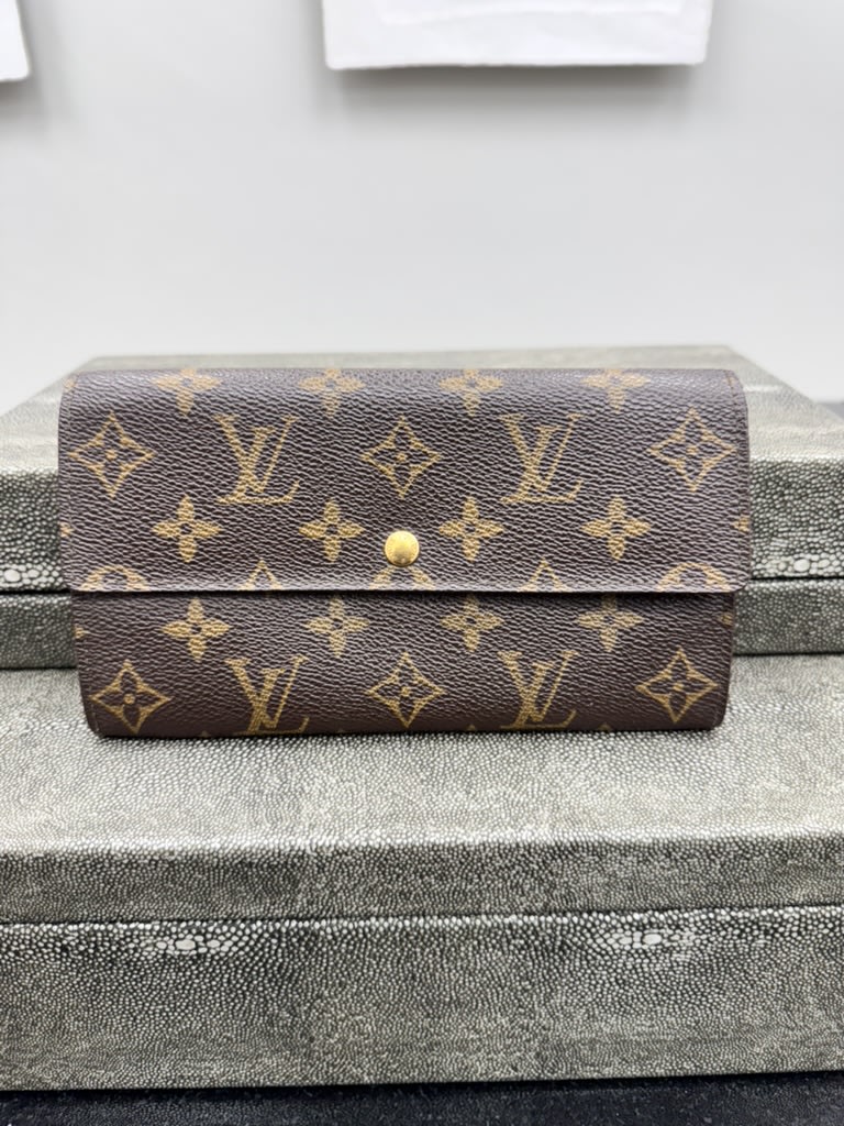 Louis Vuitton Monogram Sarah Long Wallet