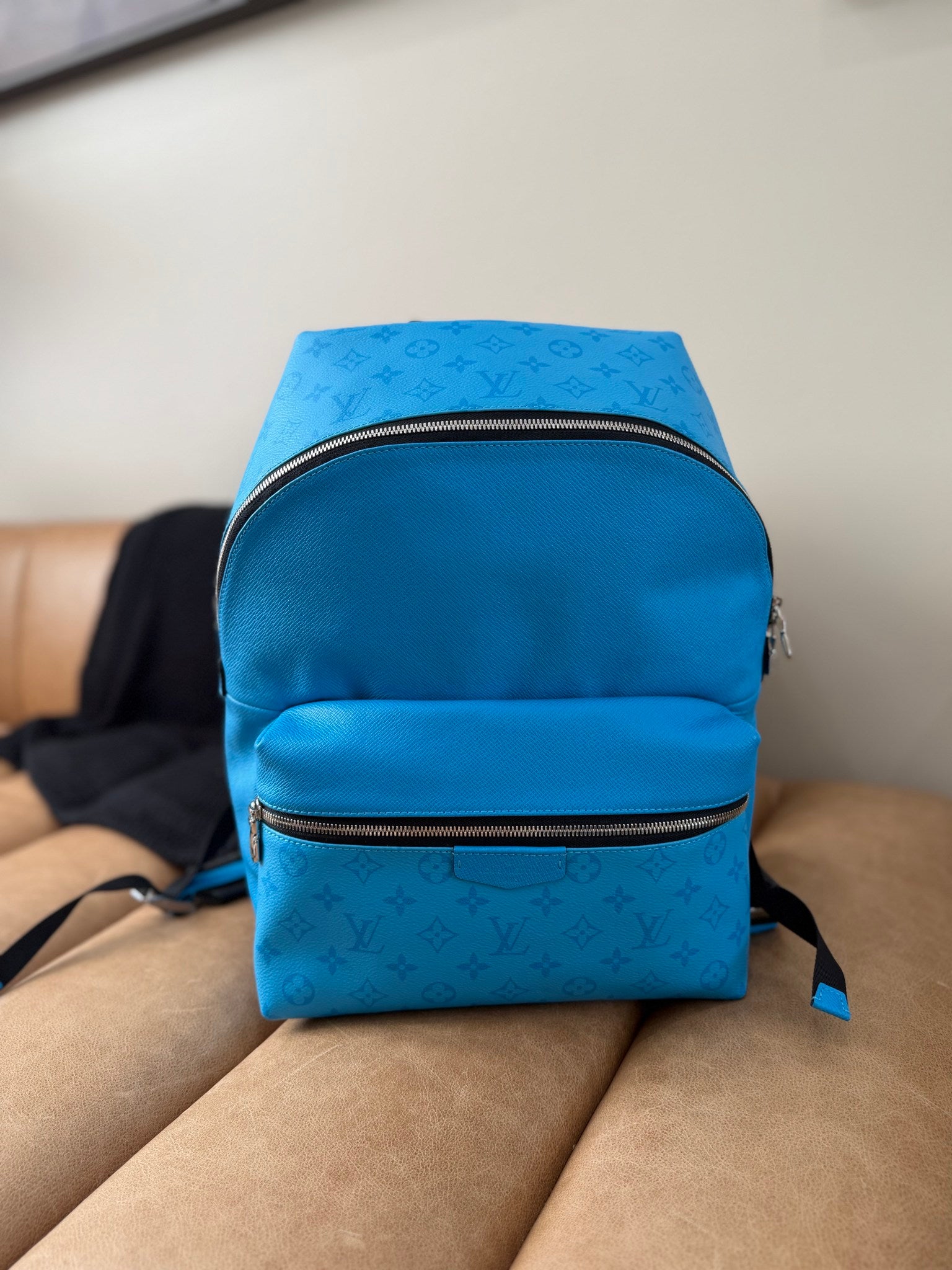 Louis Vuitton Miami Blue Taigarama Discovery Backpack