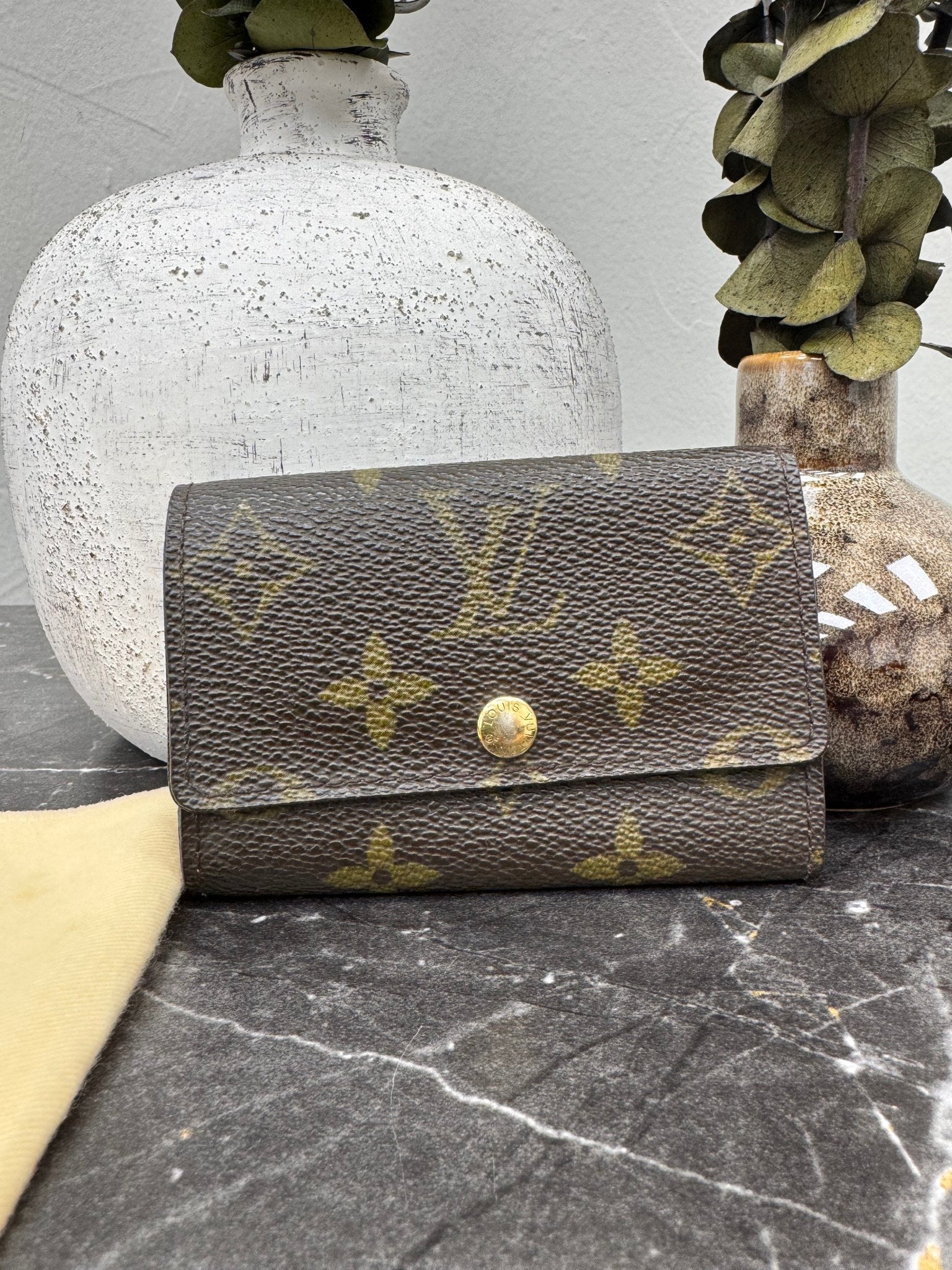 Louis Vuitton Monogram 6 Key Holder
