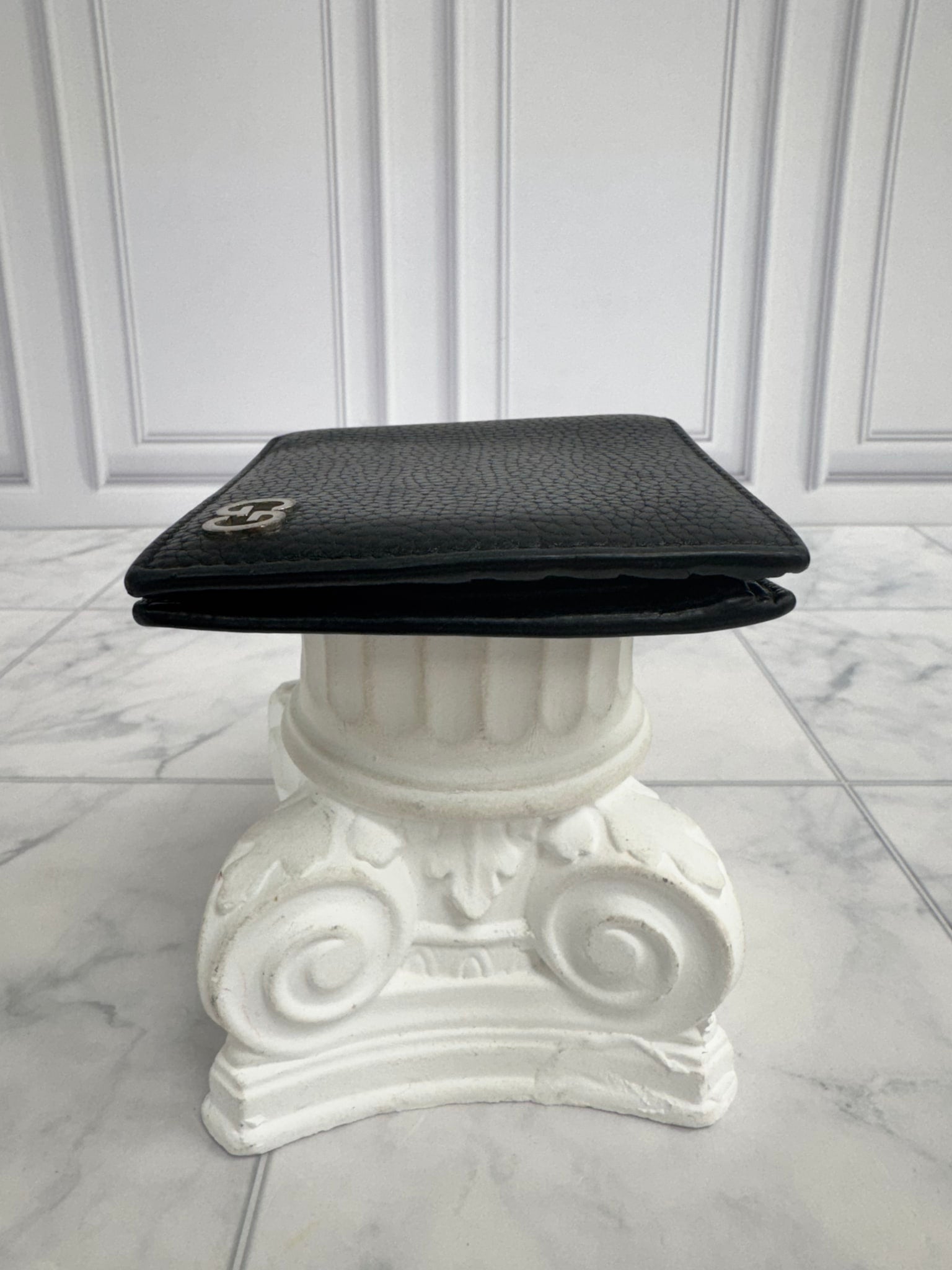 Gucci Black Grained Leather Bifold Wallet