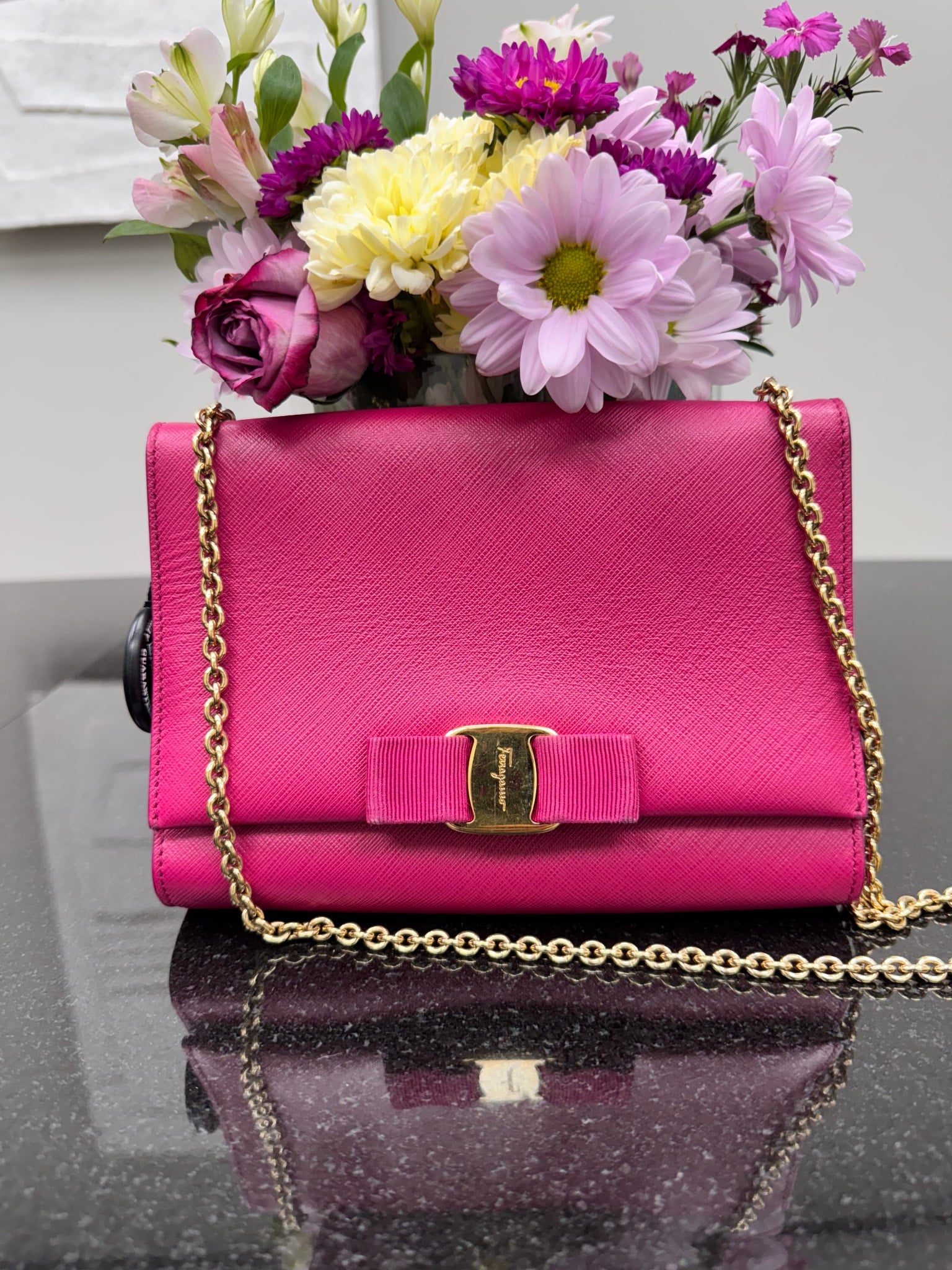 Salvatore Ferragamo Pink Leather Vara Bow Ginny Crossbody Bag
