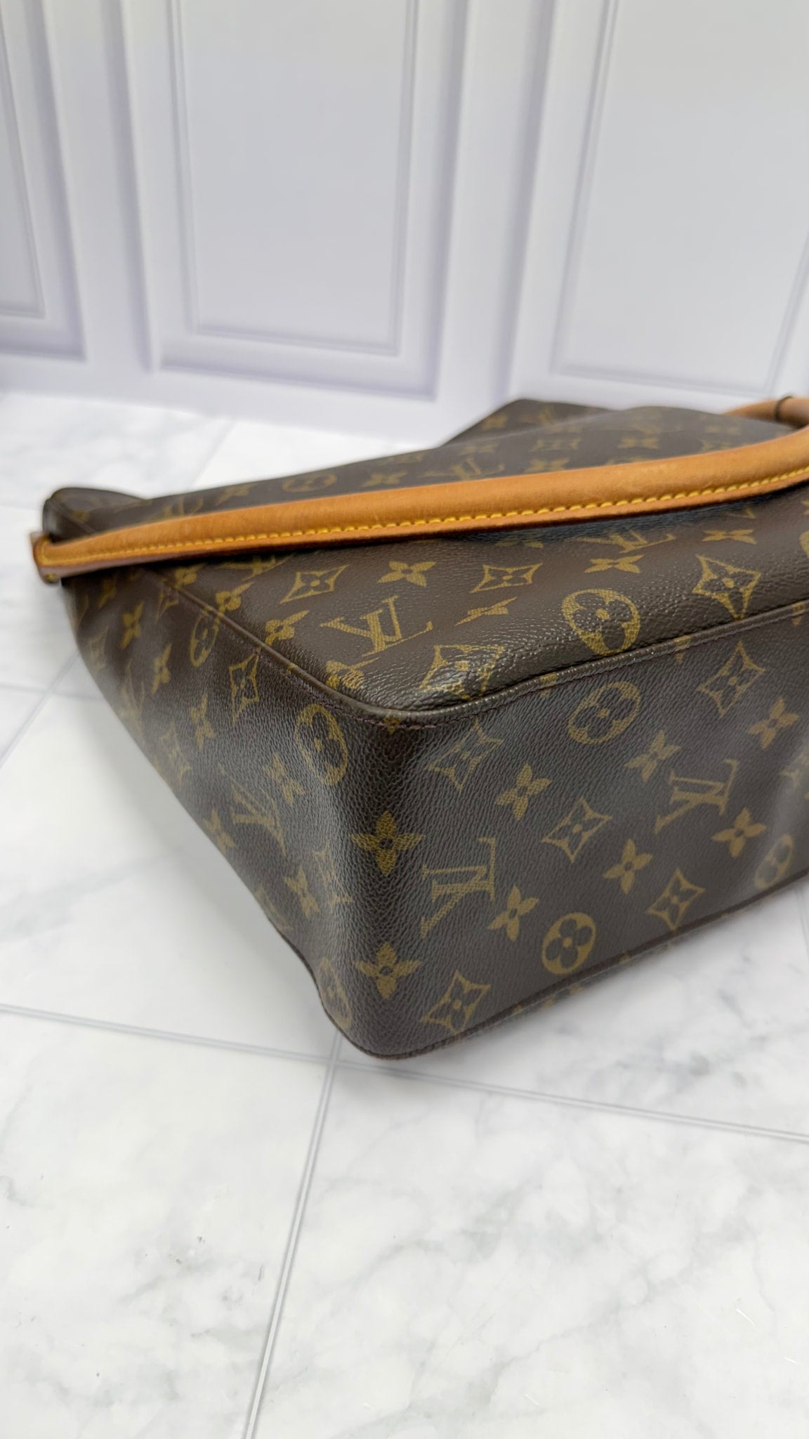 Louis Vuitton Monogram Looping Bag GM