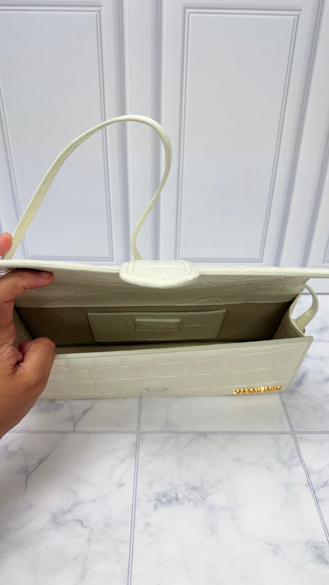 BRAND NEW - Jacquemus White Croc Embossed Leather Le Bambino Long Shoulder Bag