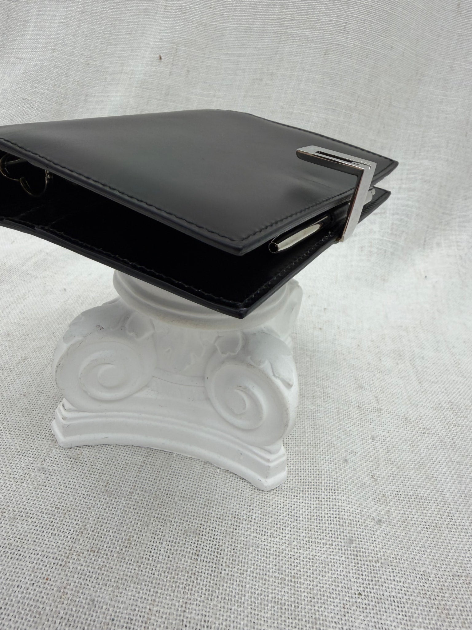 Gucci Black Leather Passport Agenda