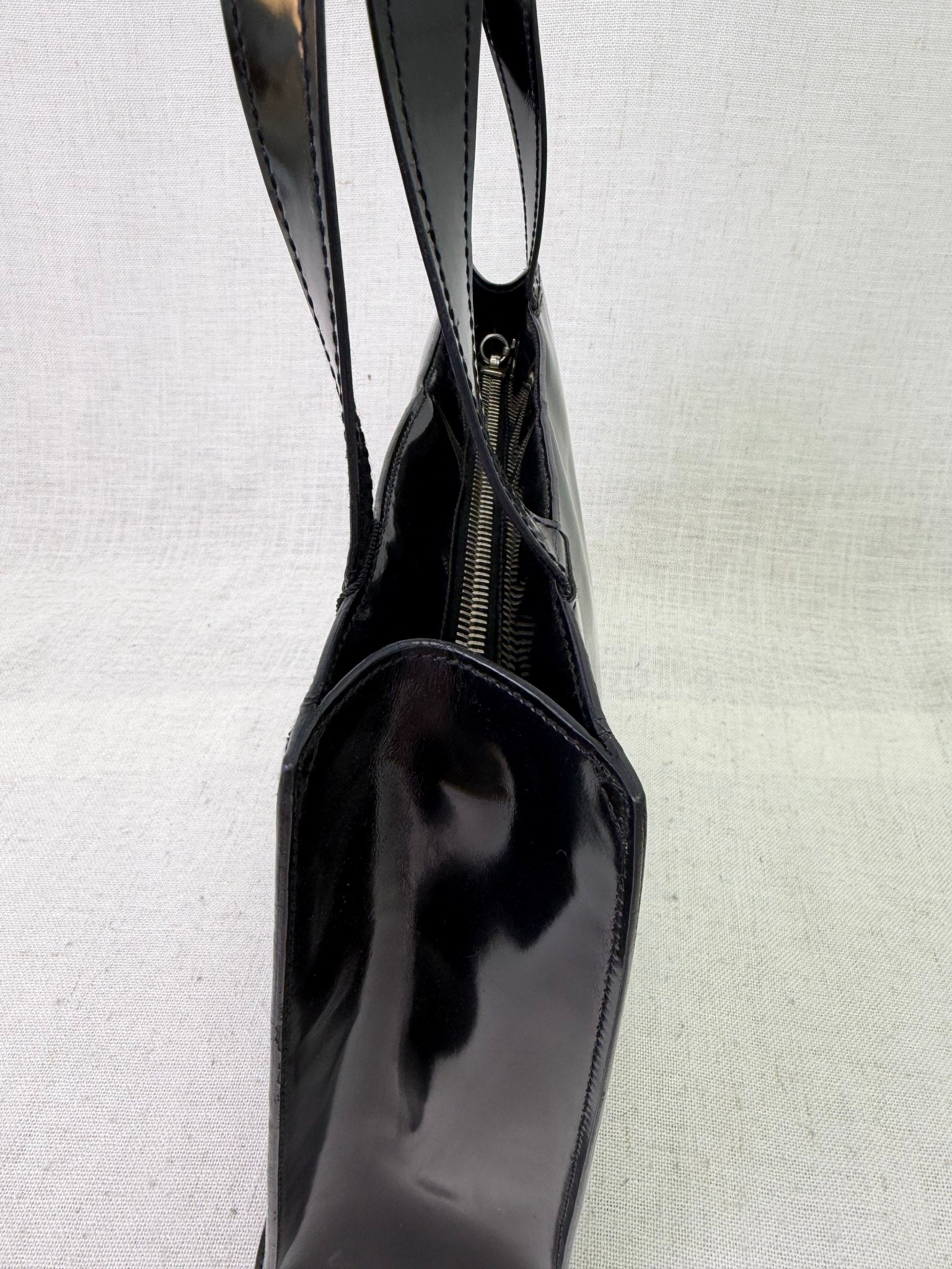 Chanel Vintage Black Patent Leather CC Shoulder Tote