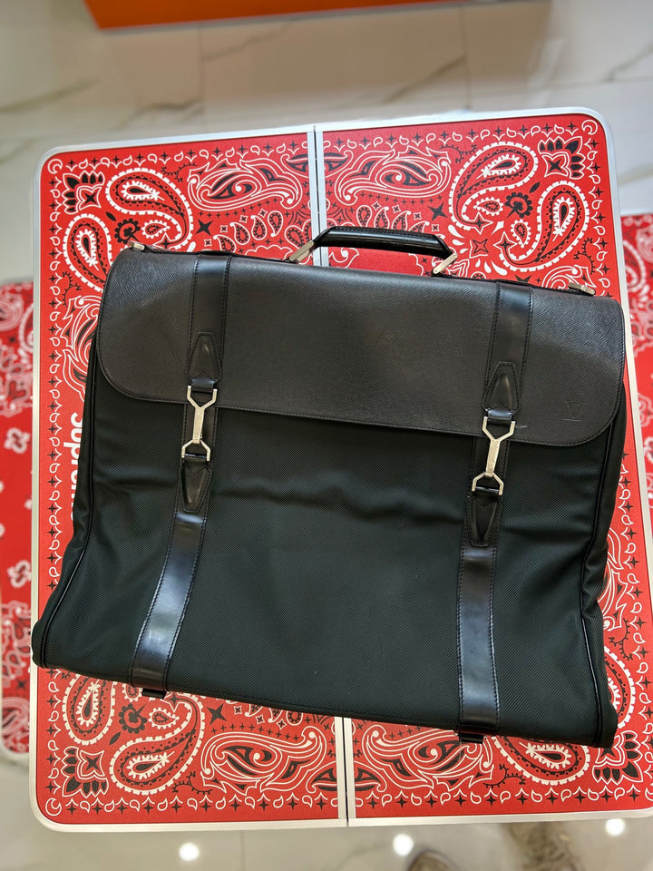 Louis Vuitton Black Taiga & Dark Green Nylon Garment Bag